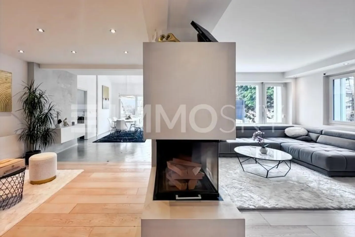 Magnificent individual villa in Penthalaz - Photo 1 of 5