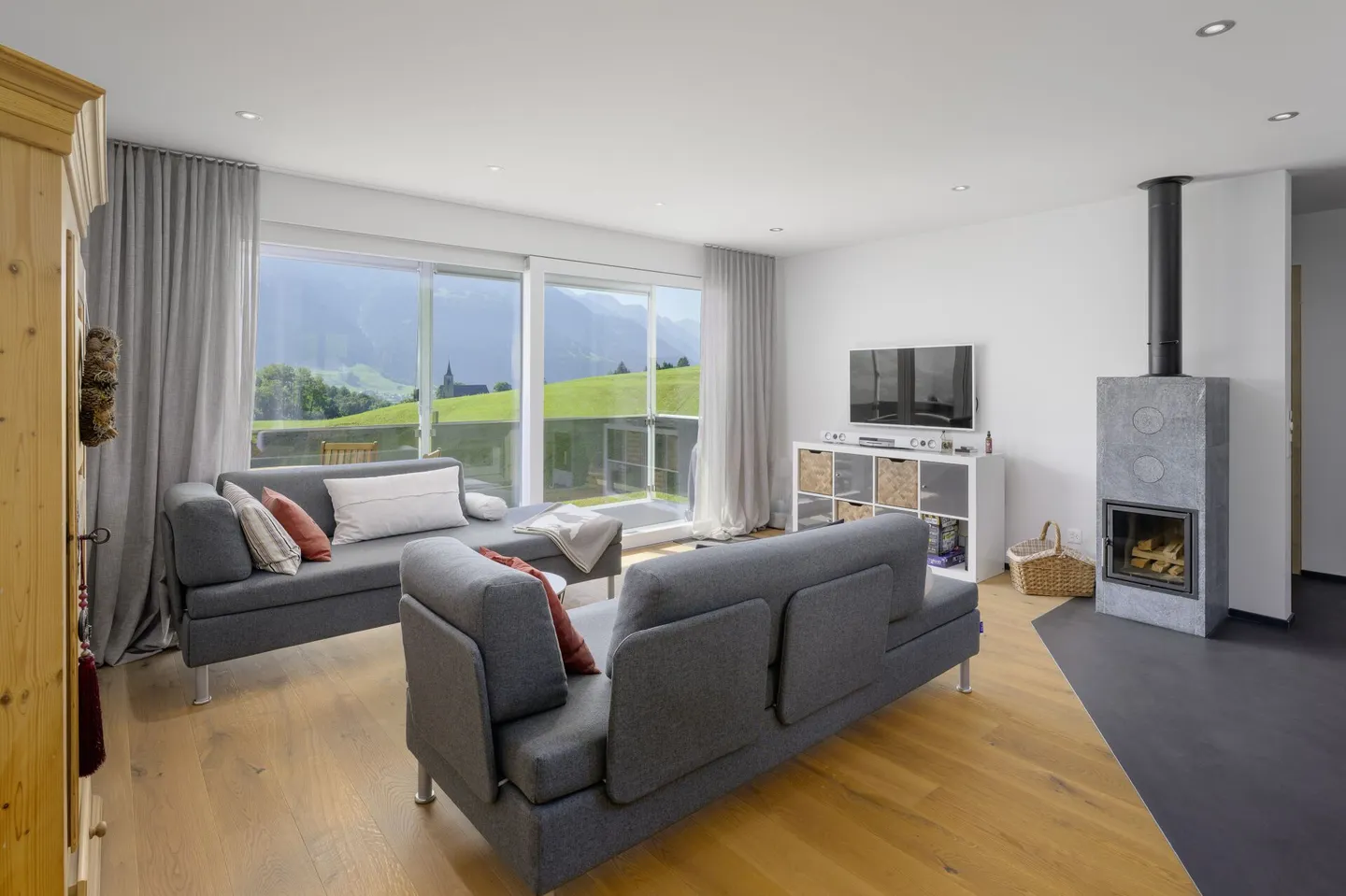 Charming apartment with breathtaking natural scenery - Photo 1 of 6