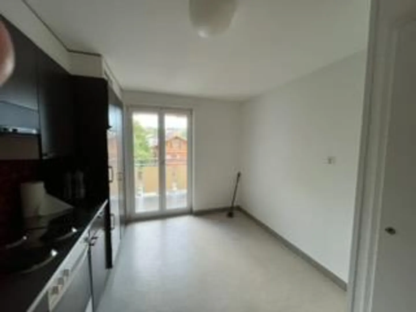 Helle 3-Zimmerwohnung in Allschwil - Foto 3 von 9