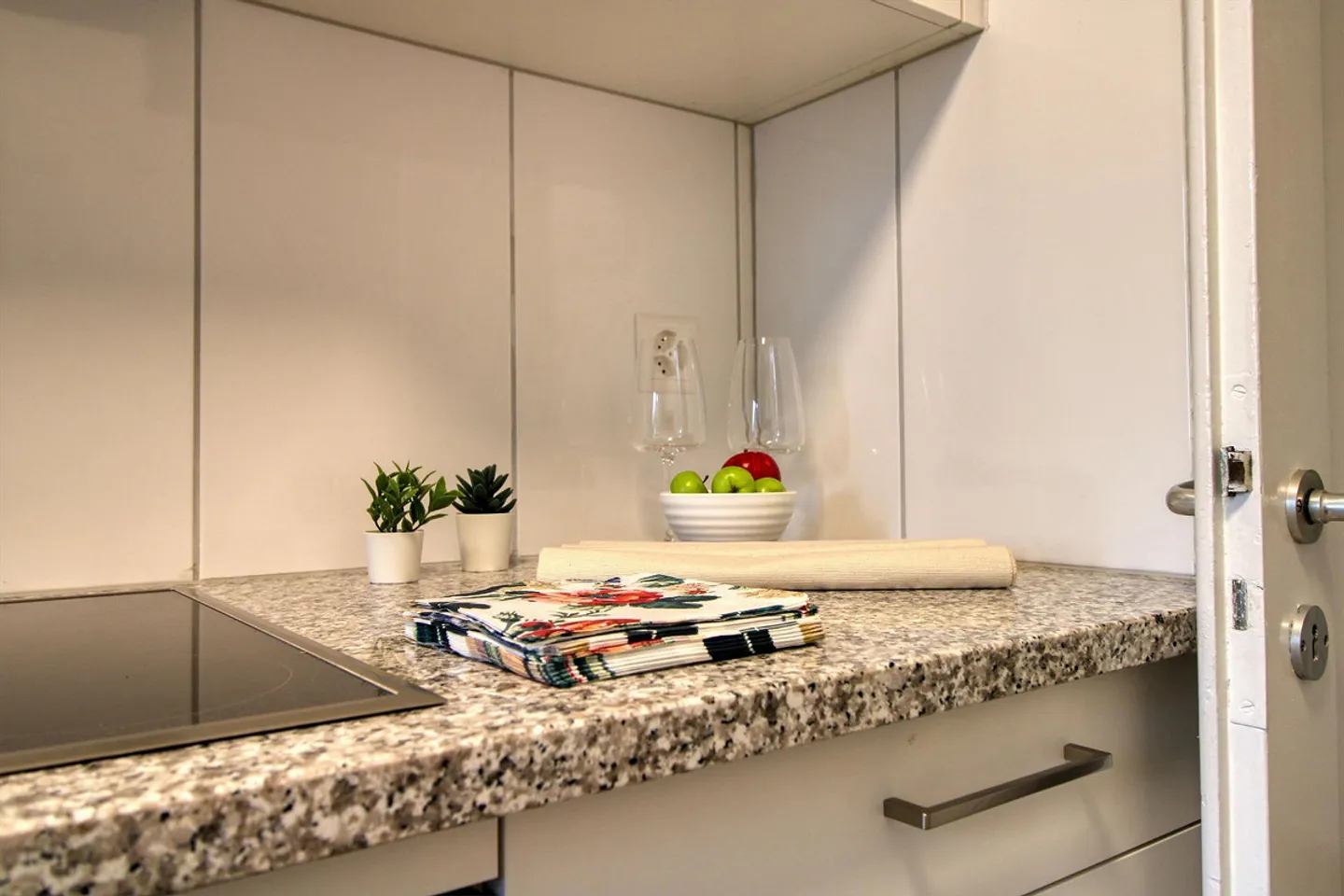 Chambre meublée dans un appartement modernisé dans un emplacement de choix - Photo 20 sur 25