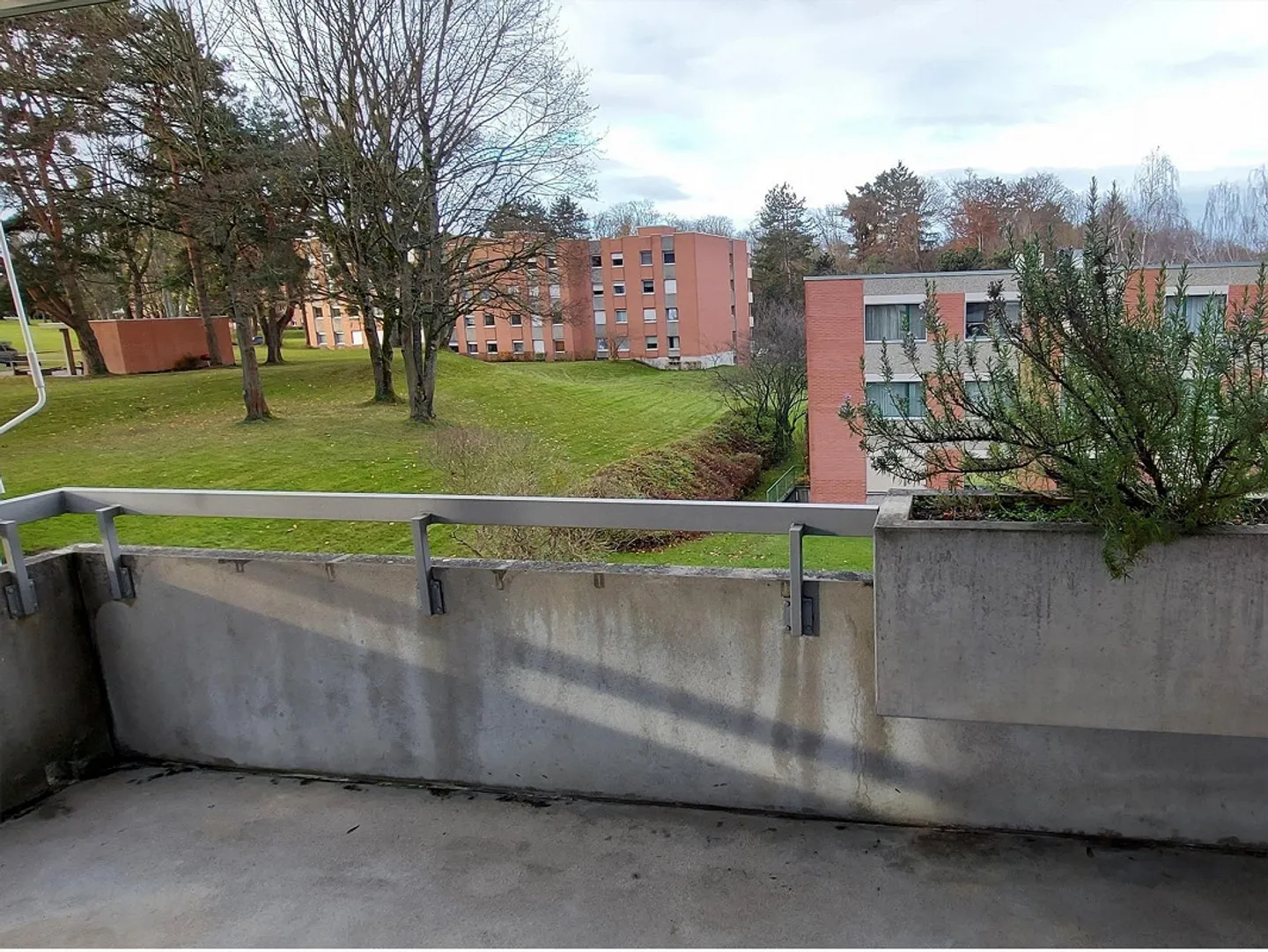 Charmante Wohnung mit Grünblick - Foto 9 von 10