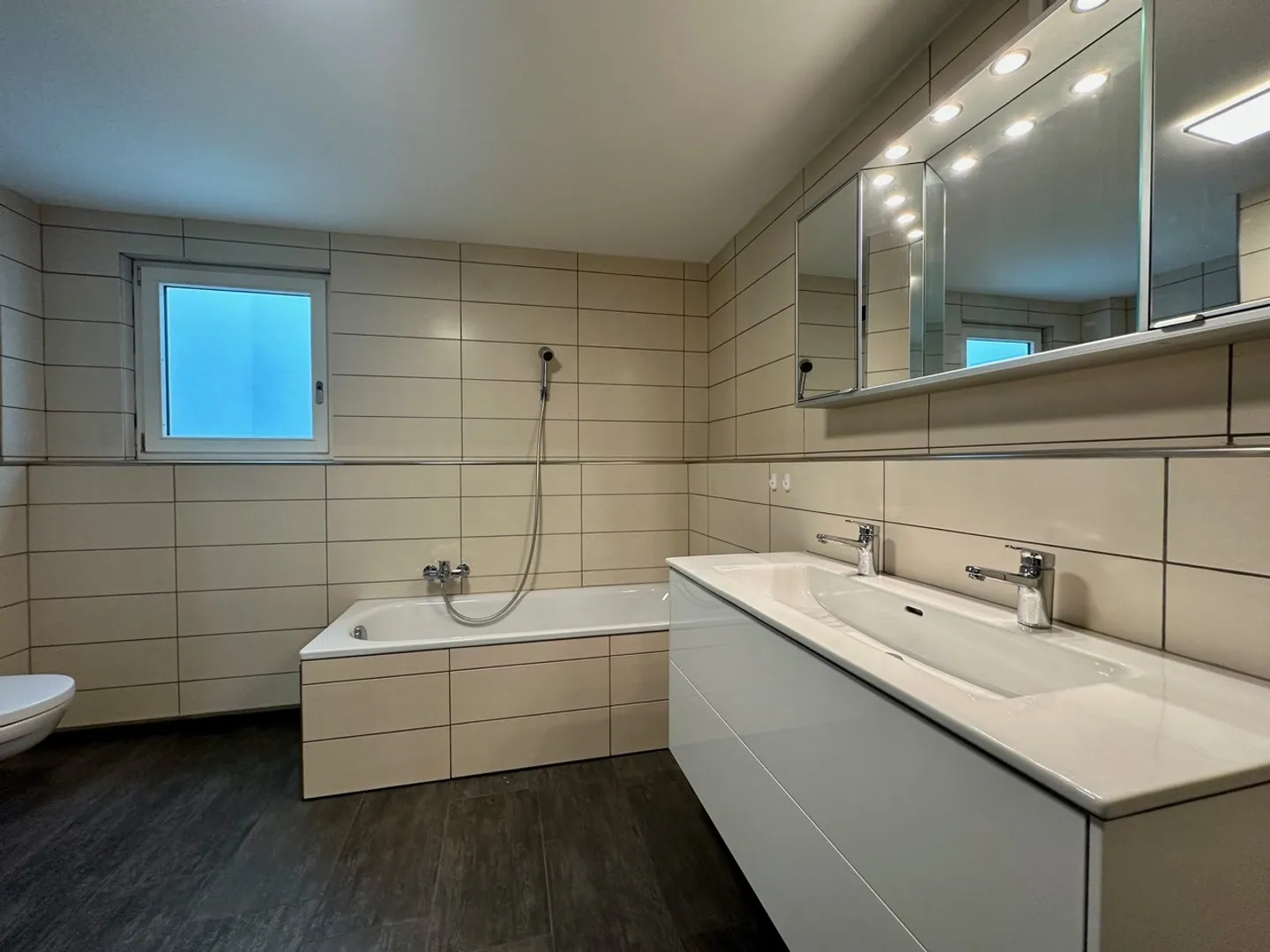 Charmante, fraîchement rénovée maisonette à louer - Photo 6 sur 16