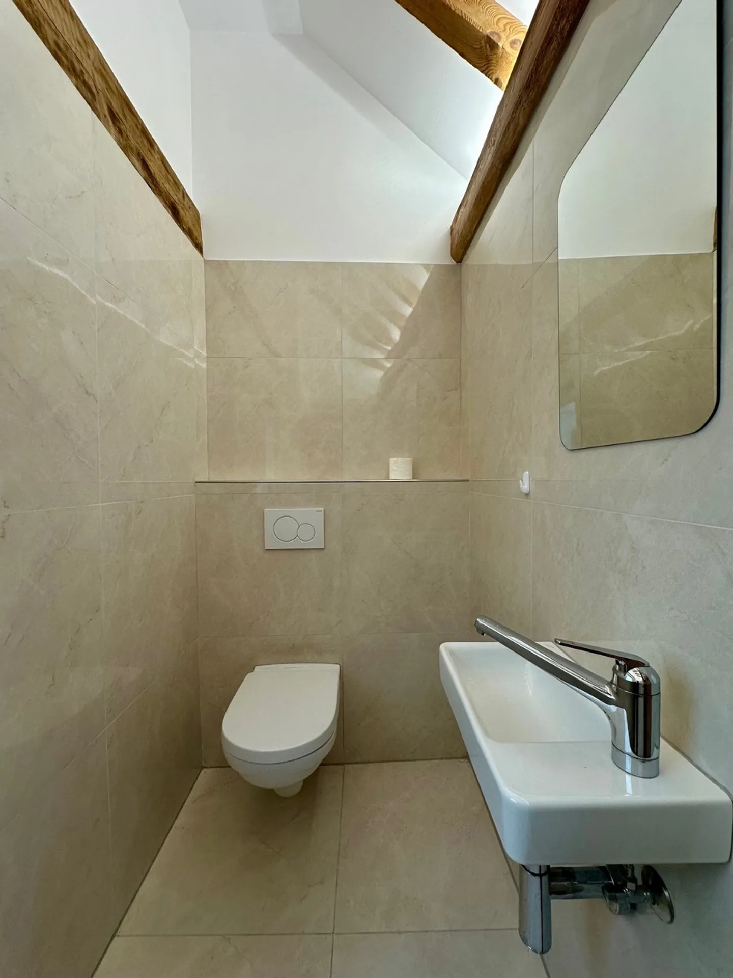 Charmante, fraîchement rénovée maisonette à louer - Photo 14 sur 16