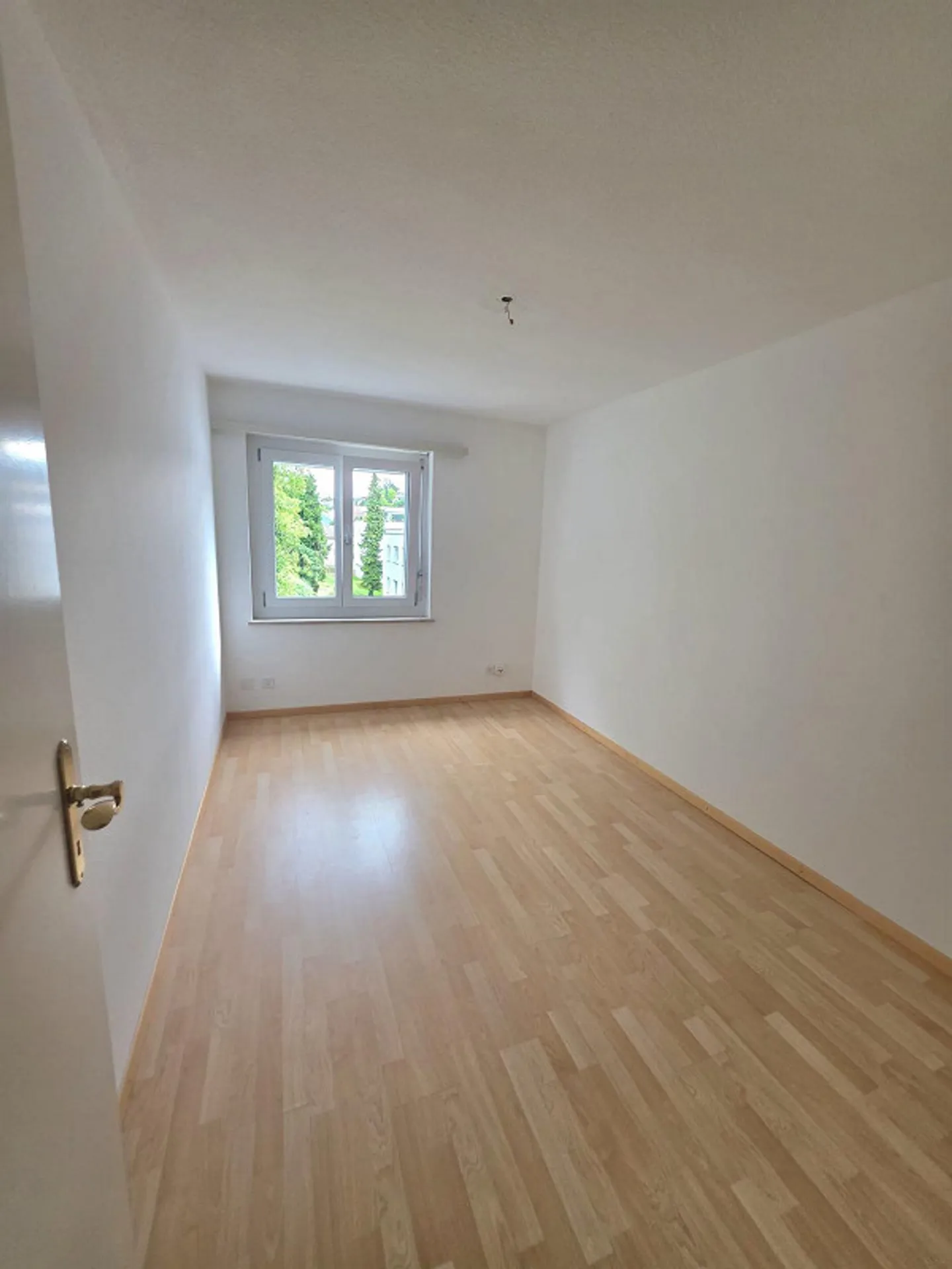 Helle Wohnung mit Balkon - Foto 5 von 8