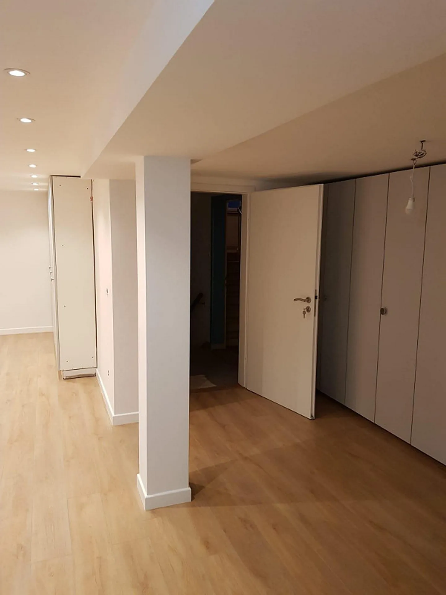 Studio / bureau rénové au centre de Schüpfheim 70m2 - Photo 8 sur 9