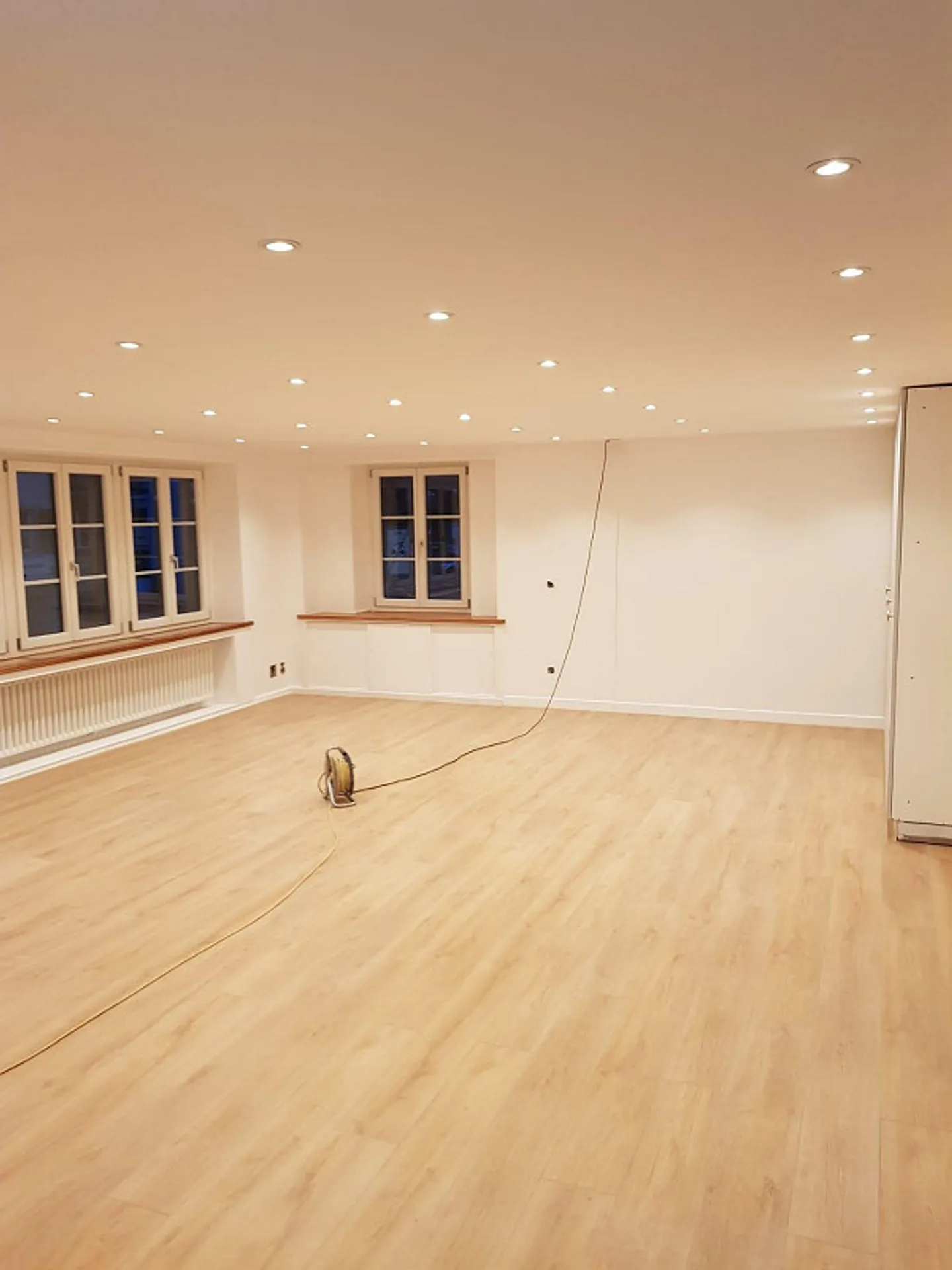 Studio / bureau rénové au centre de Schüpfheim 70m2 - Photo 5 sur 9