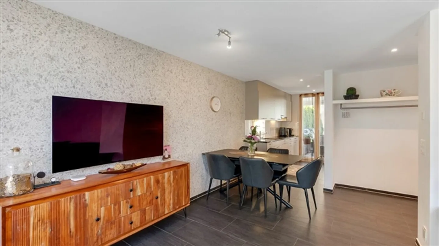 Attractive Single-Family Home in a Central and Family-Friendly Location - Photo 3 of 17