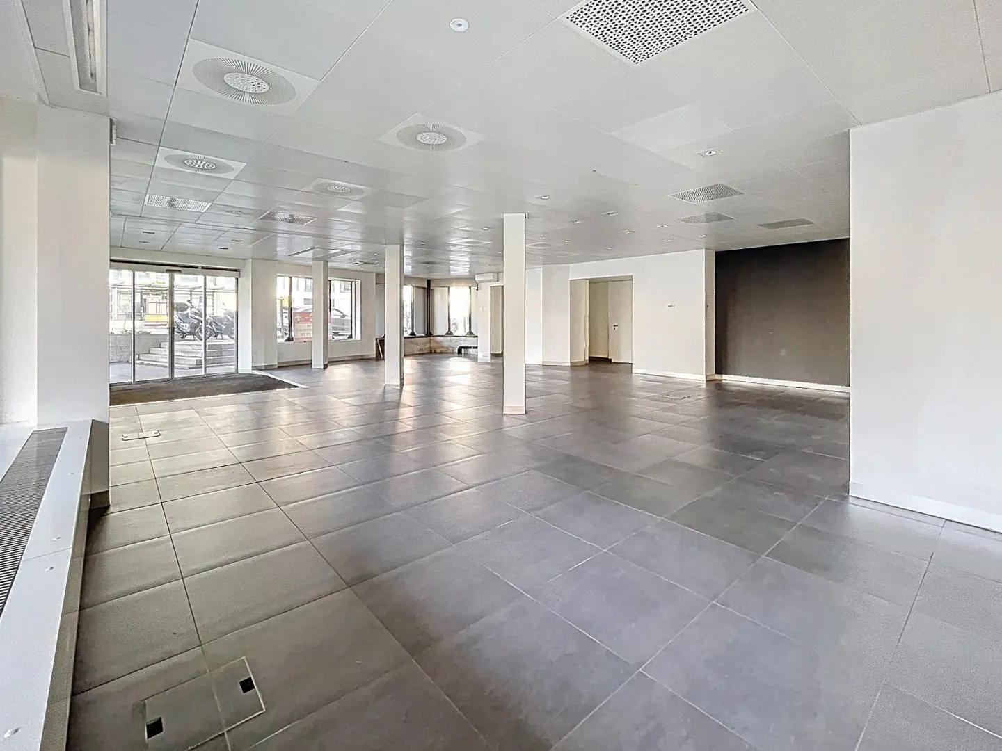 Arcade - Photo 3 of 11