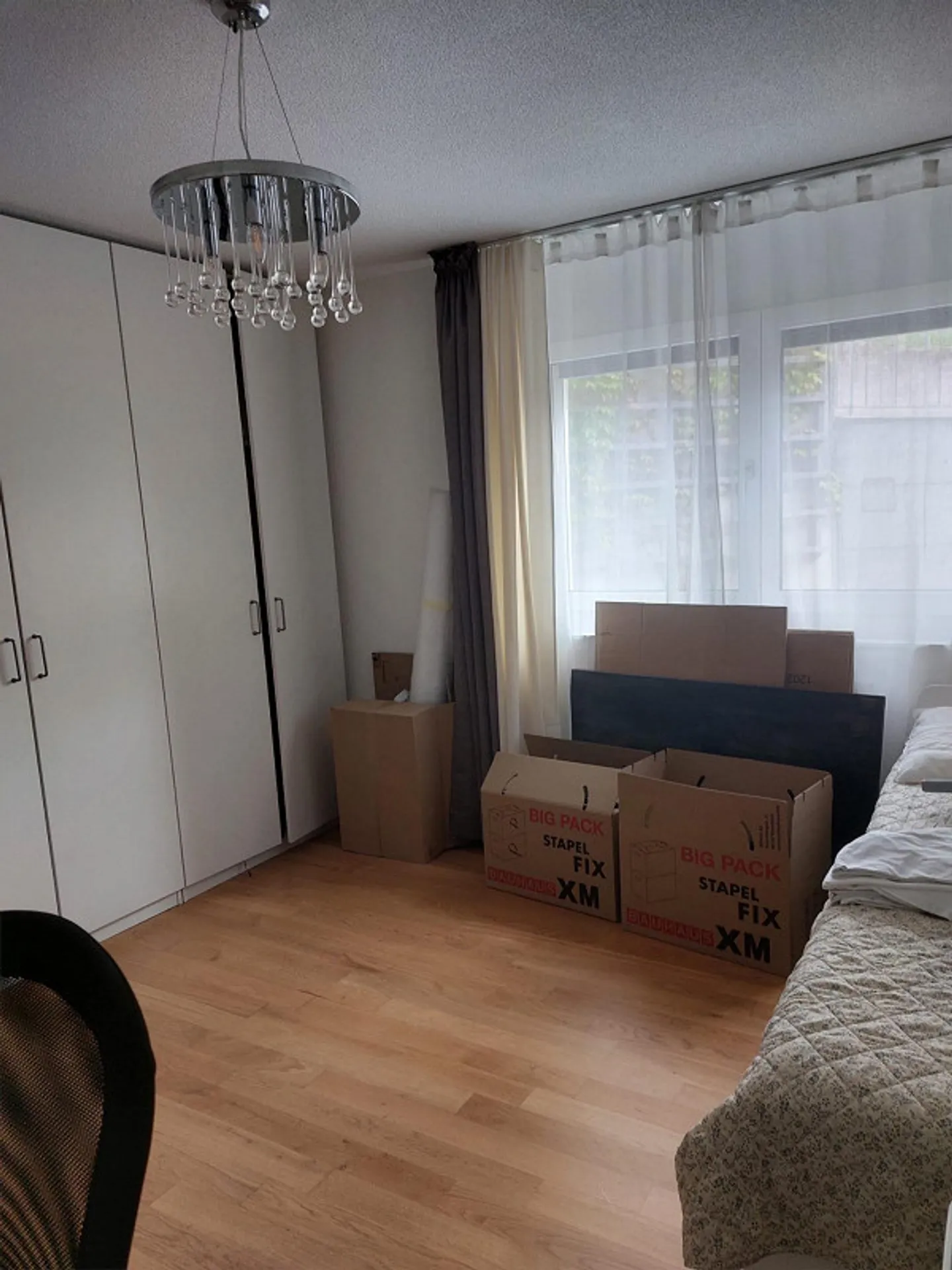 Appartement 3.5 pièces au rez-de-chaussée avec deux terrasses - Photo 7 sur 14