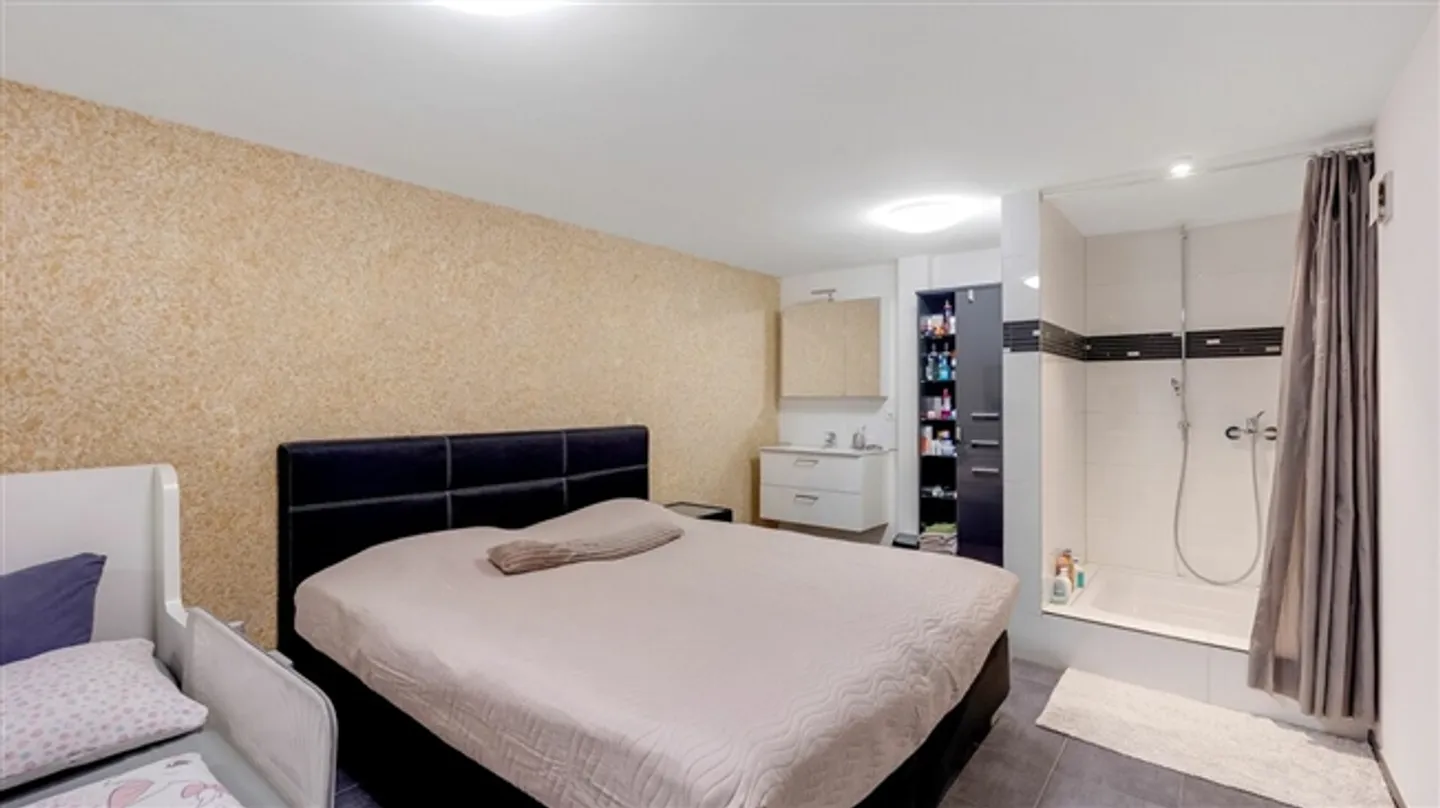 Attractive Single-Family Home in a Central and Family-Friendly Location - Photo 11 of 17