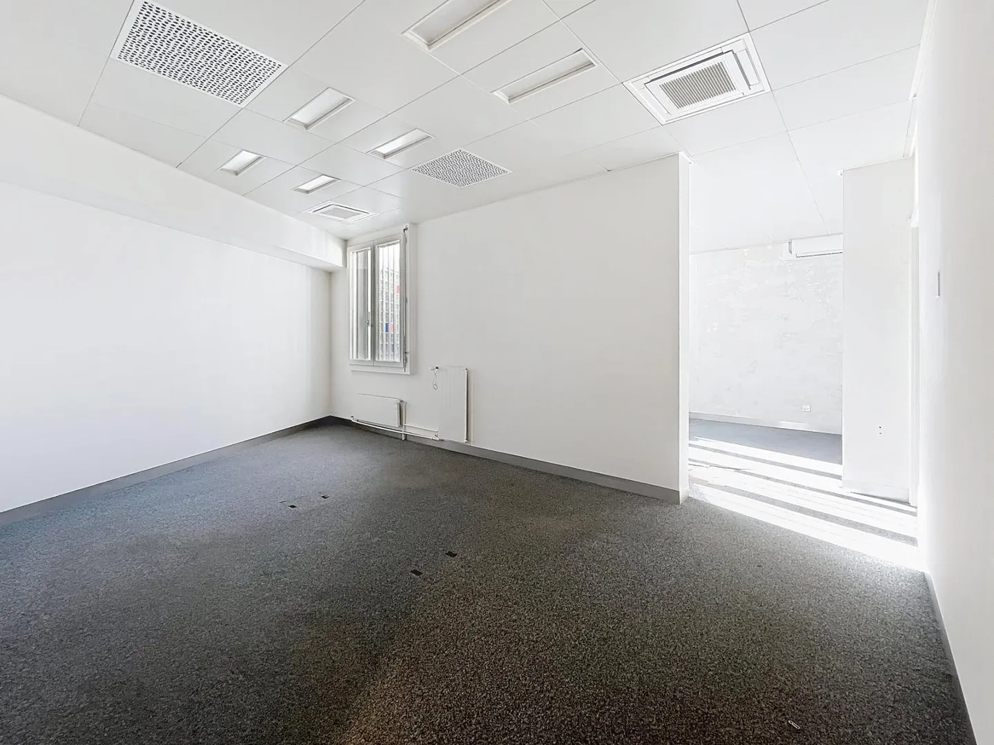 Arcade - Photo 6 of 11