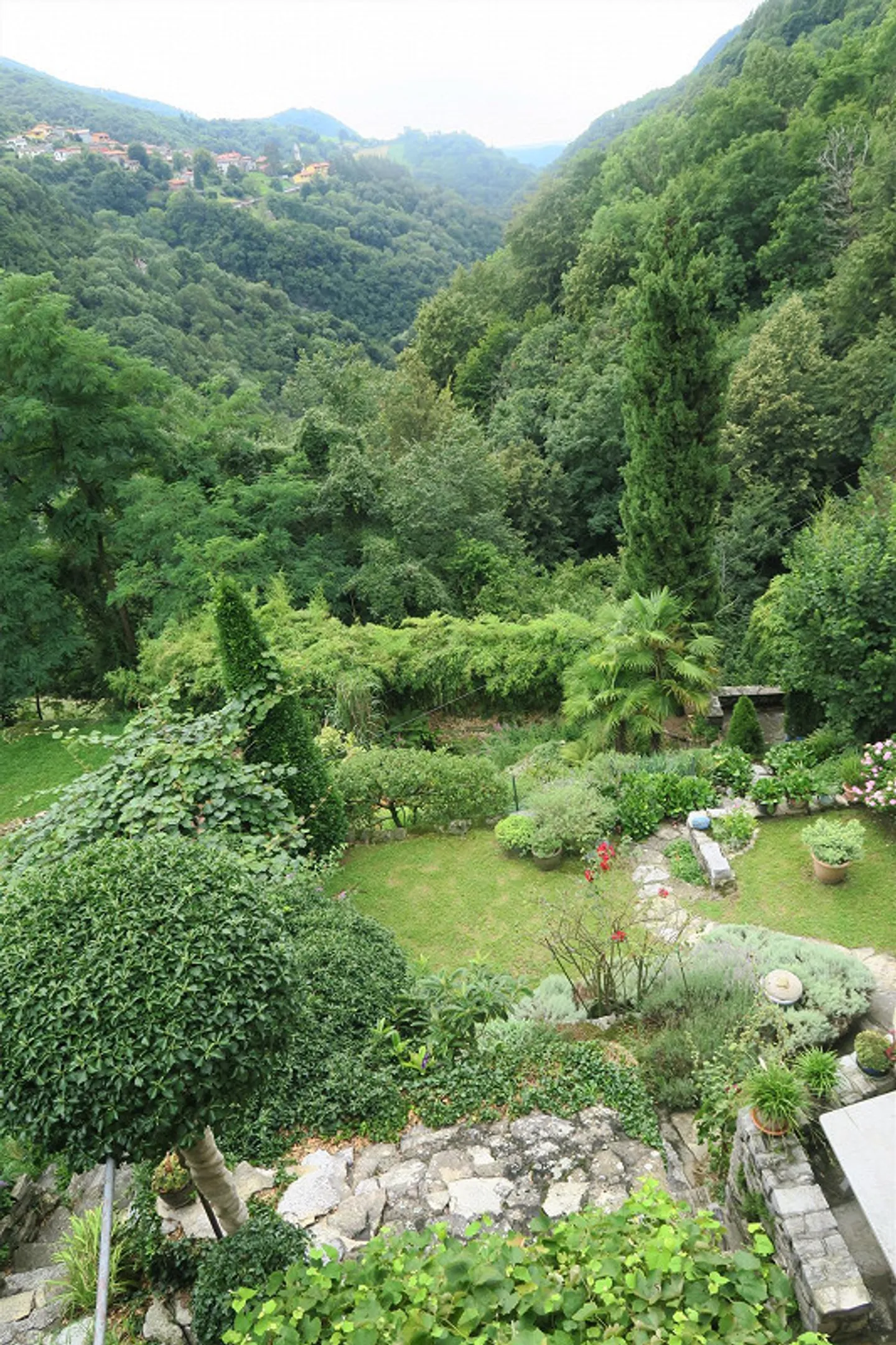 Ferme lombarde rénovée à Casima (Tessin) 6,5 pièces - Photo 16 sur 28