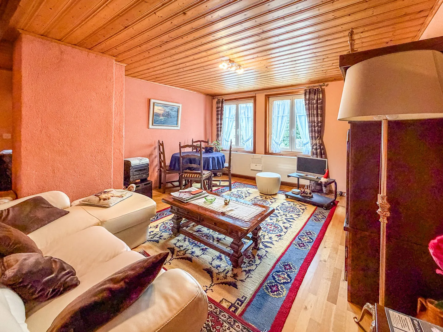 Casa a schiera con 2 appartamenti, 2 garage, grande giardino e terrazza - Foto 16 di 28