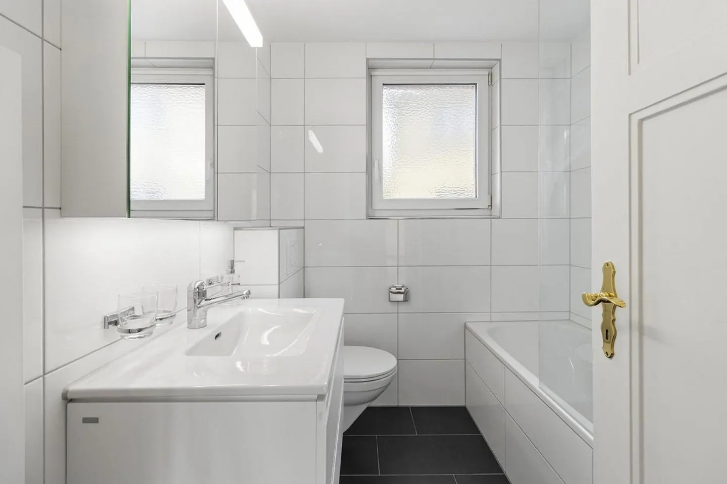 Charmante Wohnung am Zürichsee - Foto 3 von 11