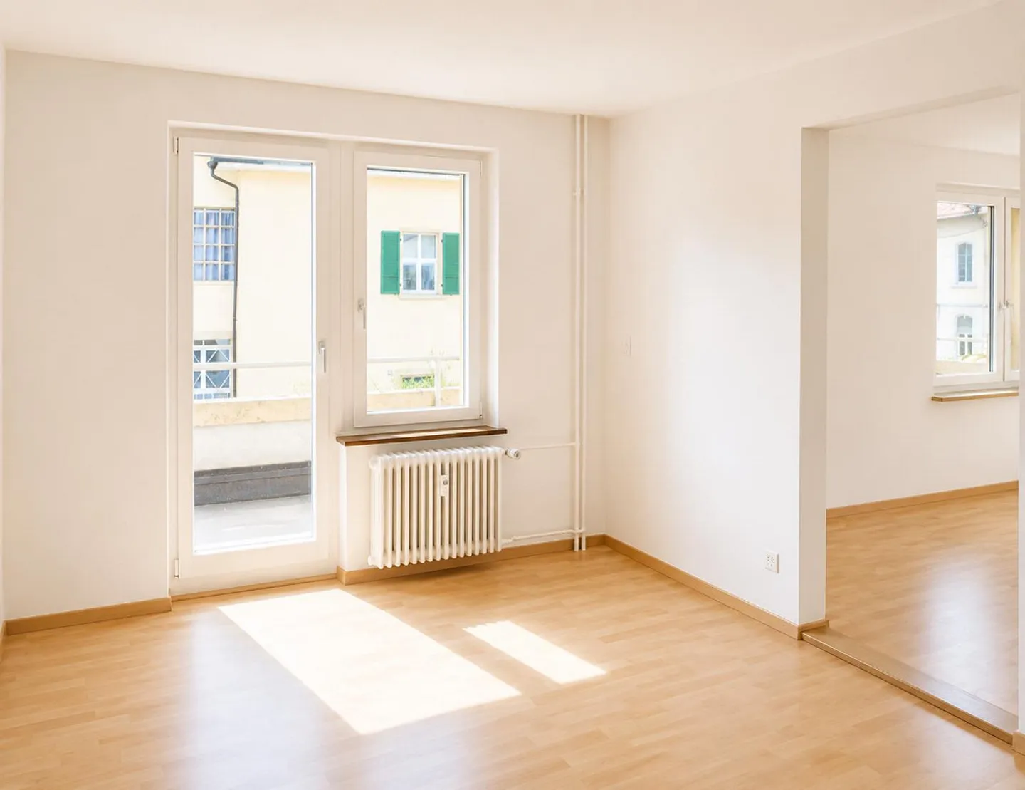 Appartamento affascinante 4.5 stanze vicino a Lindenplatz - Foto 3 di 11