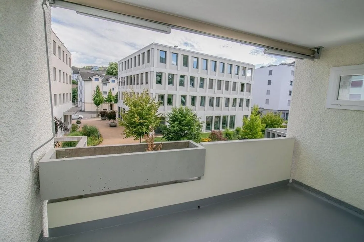 First occupancy after renovation: Family apartment in the center of Oberuzwil - Photo 1 of 8