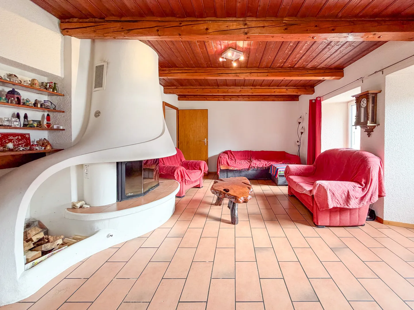 Casa a schiera con 2 appartamenti, 2 garage, grande giardino e terrazza - Foto 8 di 28