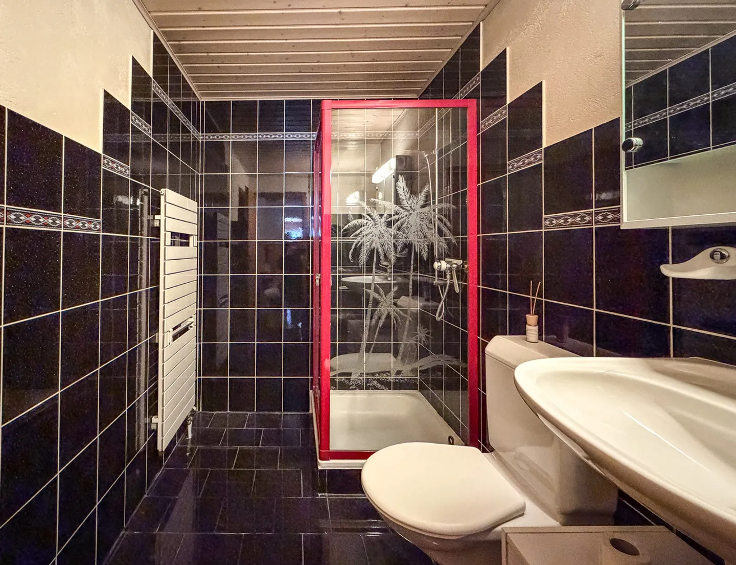 Casa a schiera con 2 appartamenti, 2 garage, grande giardino e terrazza - Foto 14 di 28