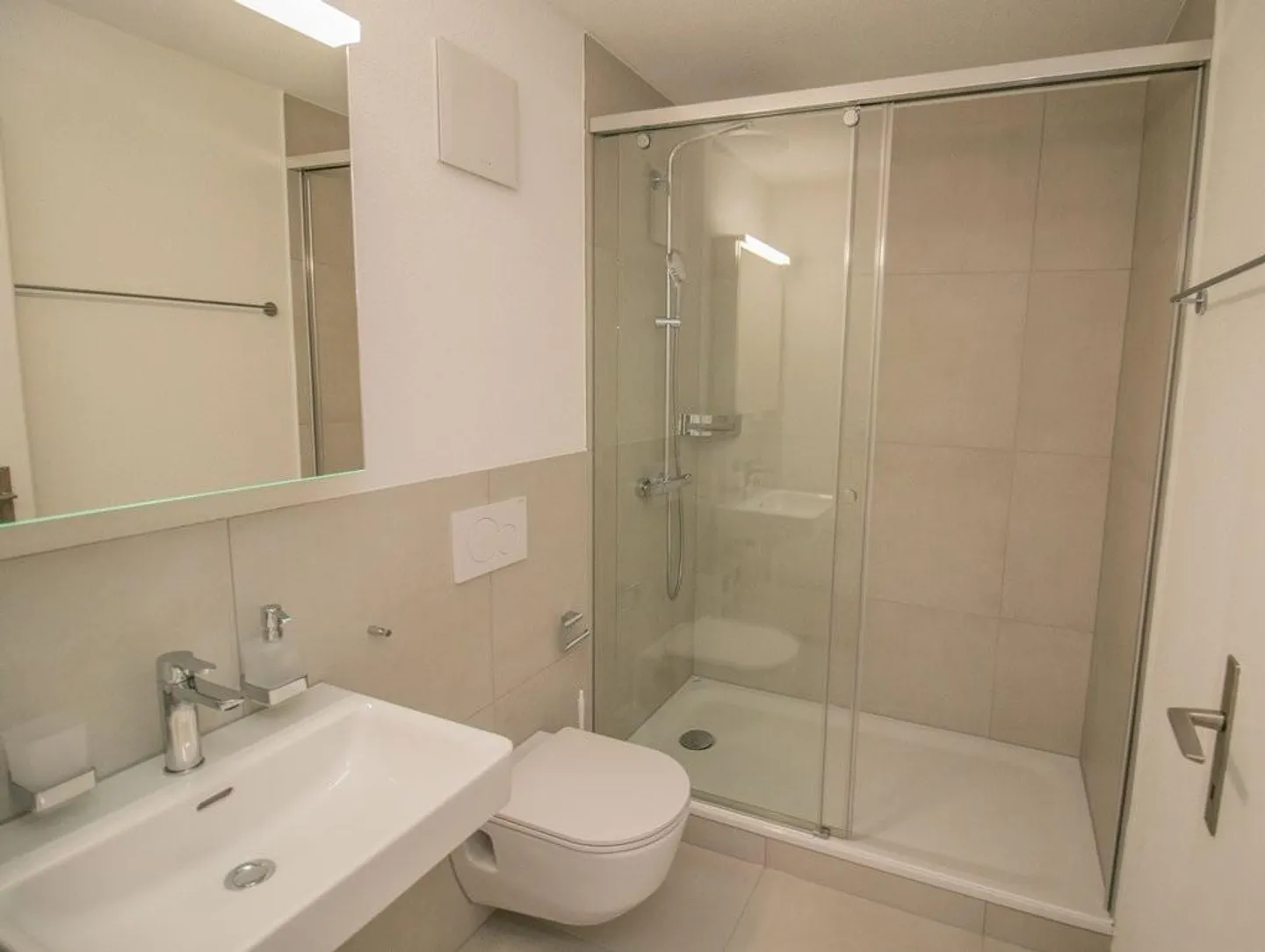 First occupancy after renovation: Family apartment in the center of Oberuzwil - Photo 4 of 8