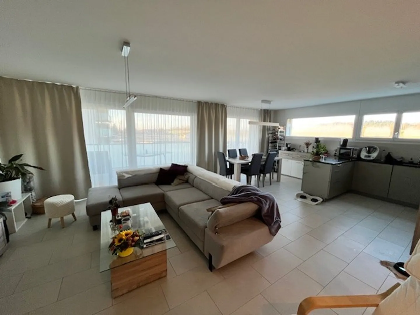 4.5 Room Apartment - Photo 1 of 7