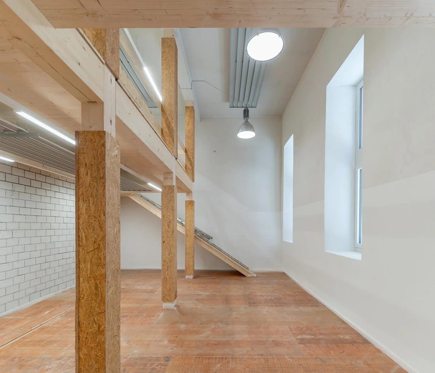Chambres dans d'anciens ateliers (85 à 129m2) - par exemple W/01/01 : 104 m2 - Photo 4 sur 8