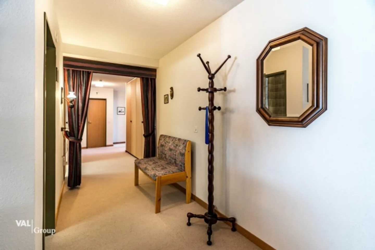 Charming 4.5-room apartment with adjoining studio and panoramic view - Photo 16 of 20