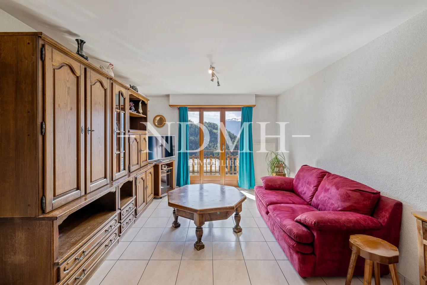 Prächtige Wohnung mit Bergblick - Foto 2 von 13