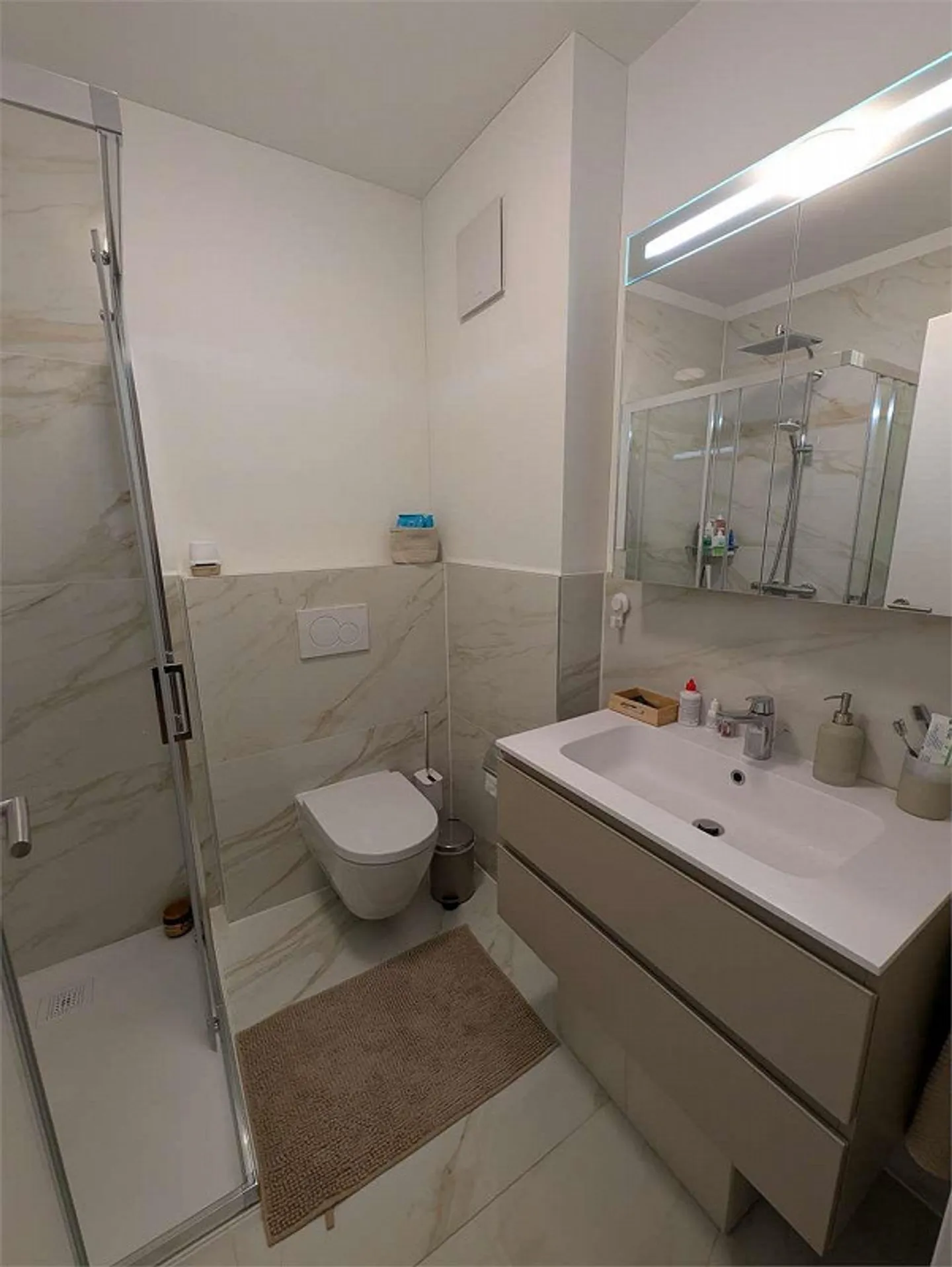 Massagno Appartement moderne de 3,5 pièces avec balcons - Photo 10 sur 13