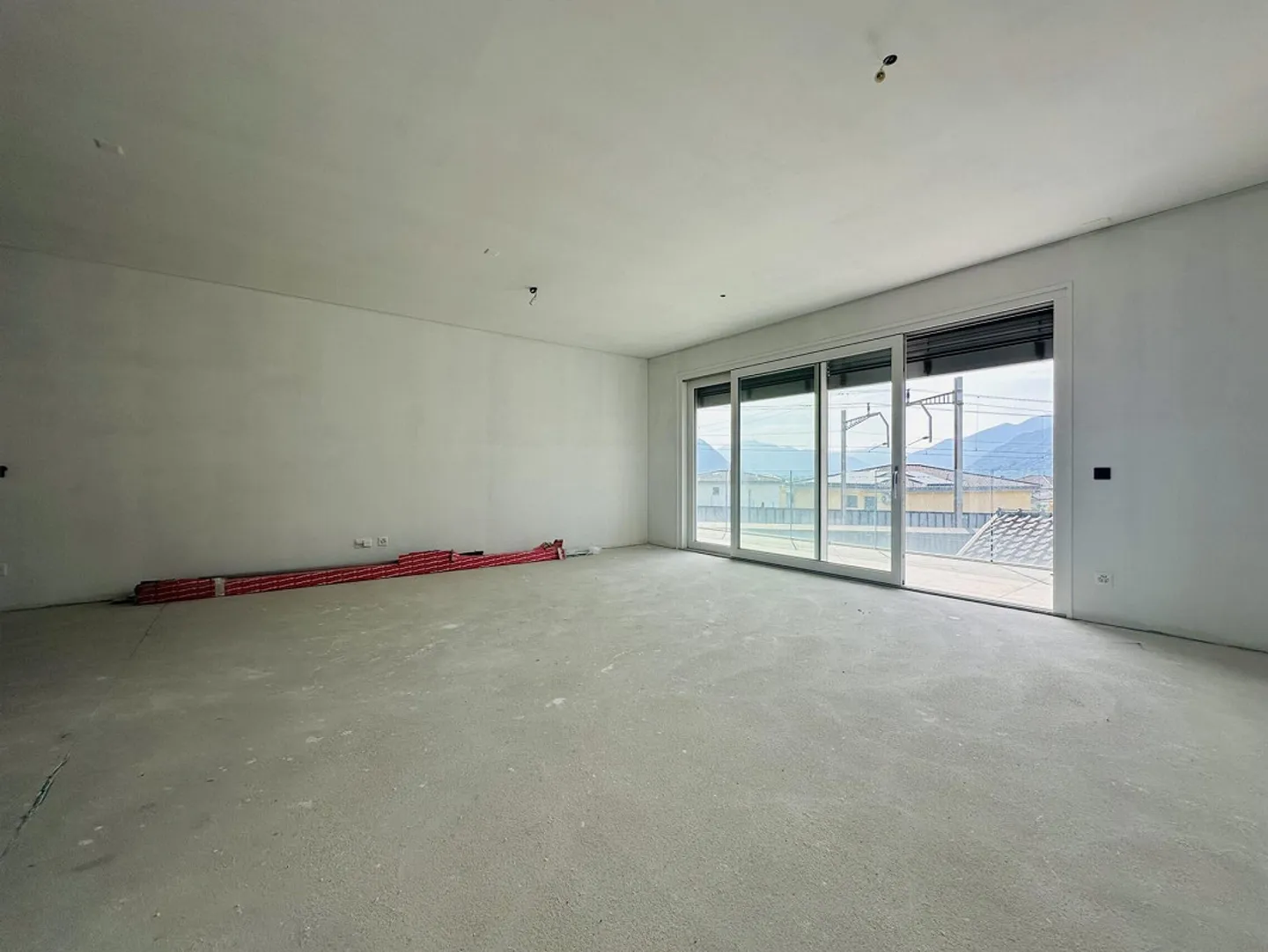 MODERNE 4.5 PIÈCES AVEC BALCON ET VUE DÉGAGÉE À BELLINZONA - Photo 6 sur 11