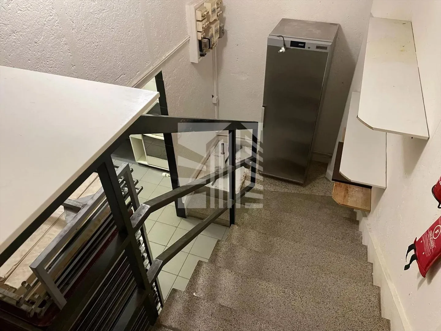 Edificio ad uso misto in affitto - Foto 7 di 8