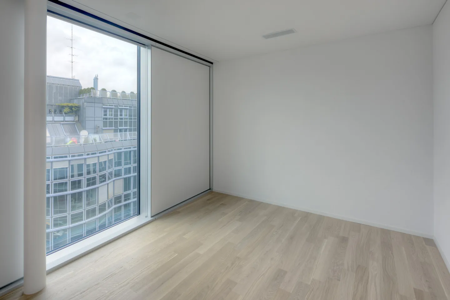 Modern Maisonette Apartment - Photo 8 of 13