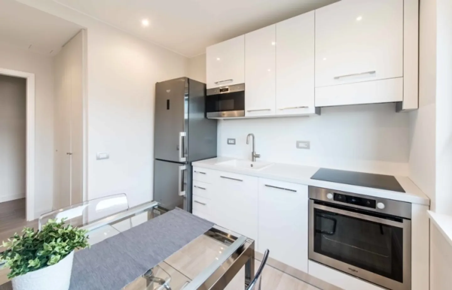 Appartamento 2½ locali a Lugano (TI), arredato, temporaneo - Foto 4 di 9