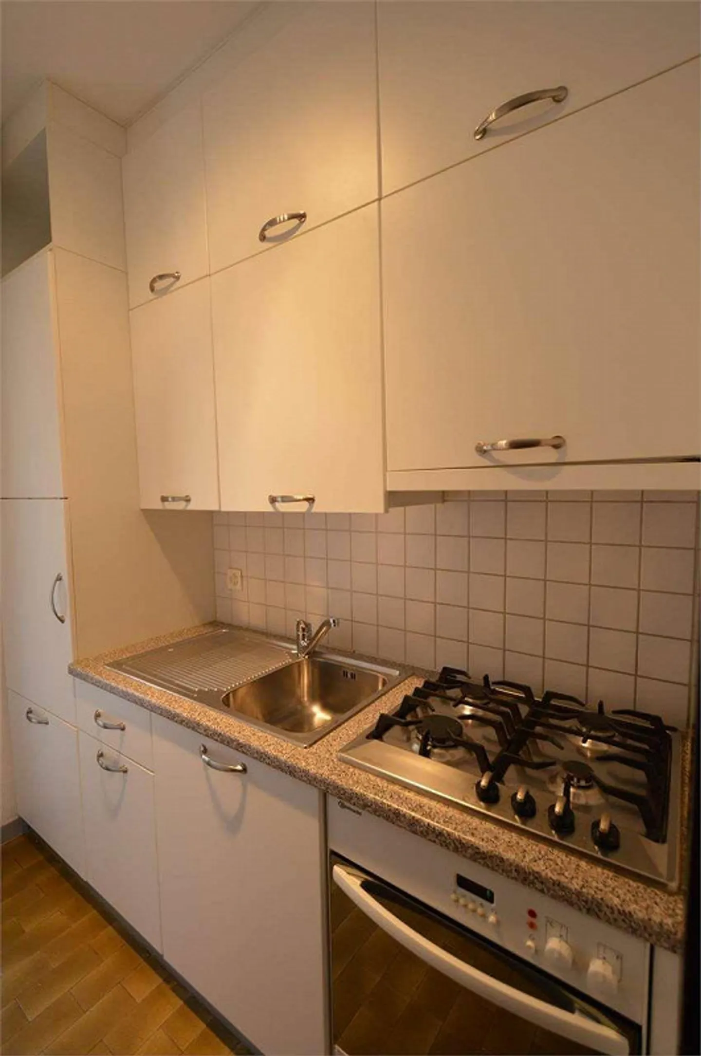 Appartamento di due e mezzo stanze in centro - Foto 10 di 13