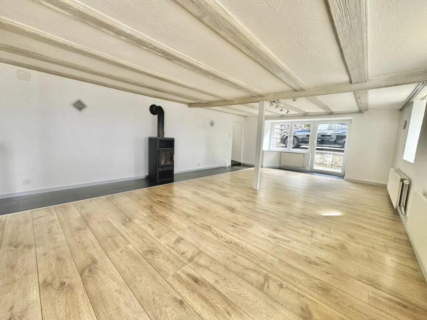 Exclusive Residential Idyl: Charming Farmhouse on Southern Slope with Great Potential in Oensingen - Photo 12 of 25