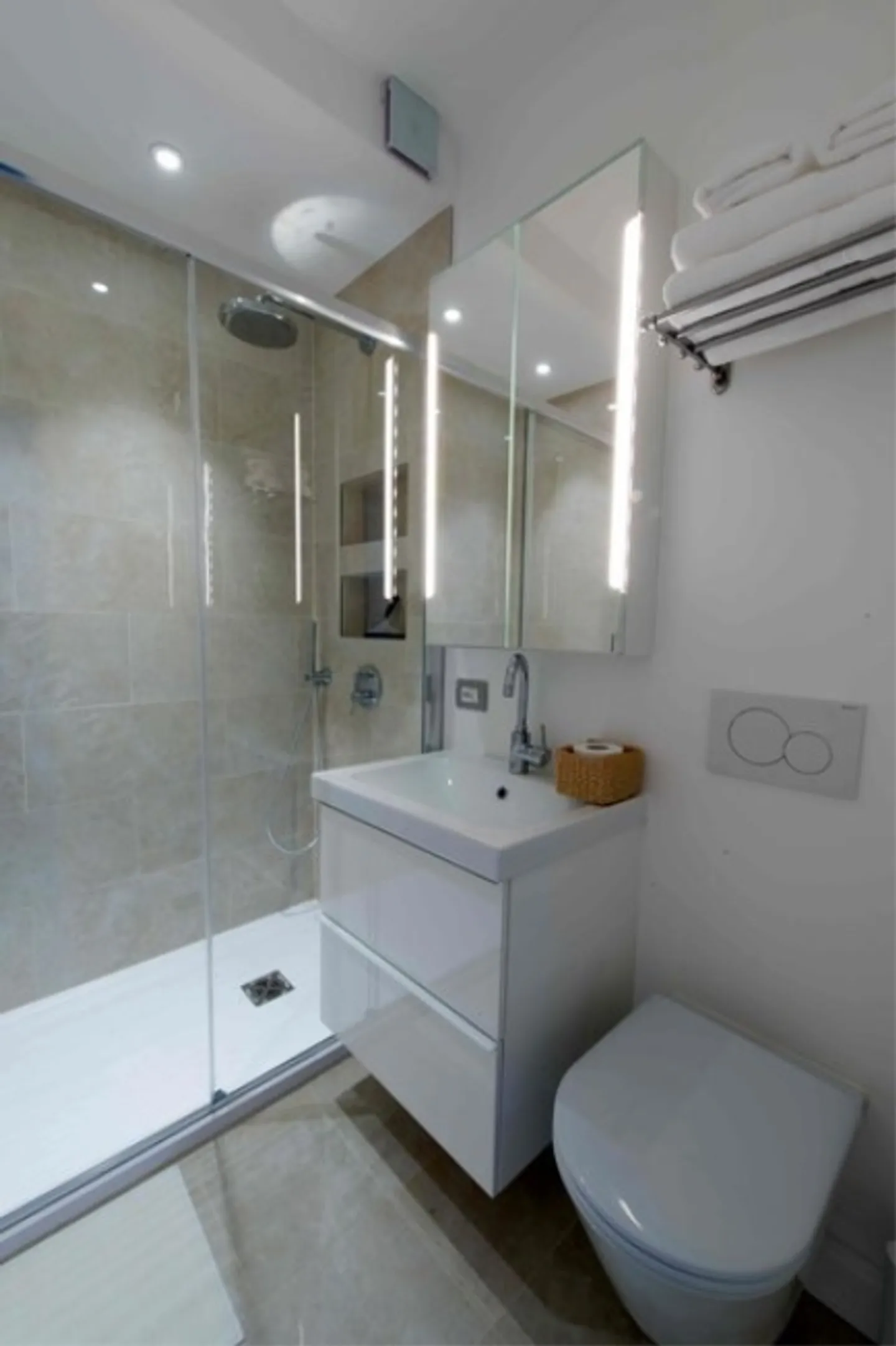 Appartamento 2½ locali a Lugano (TI), arredato, temporaneo - Foto 7 di 9