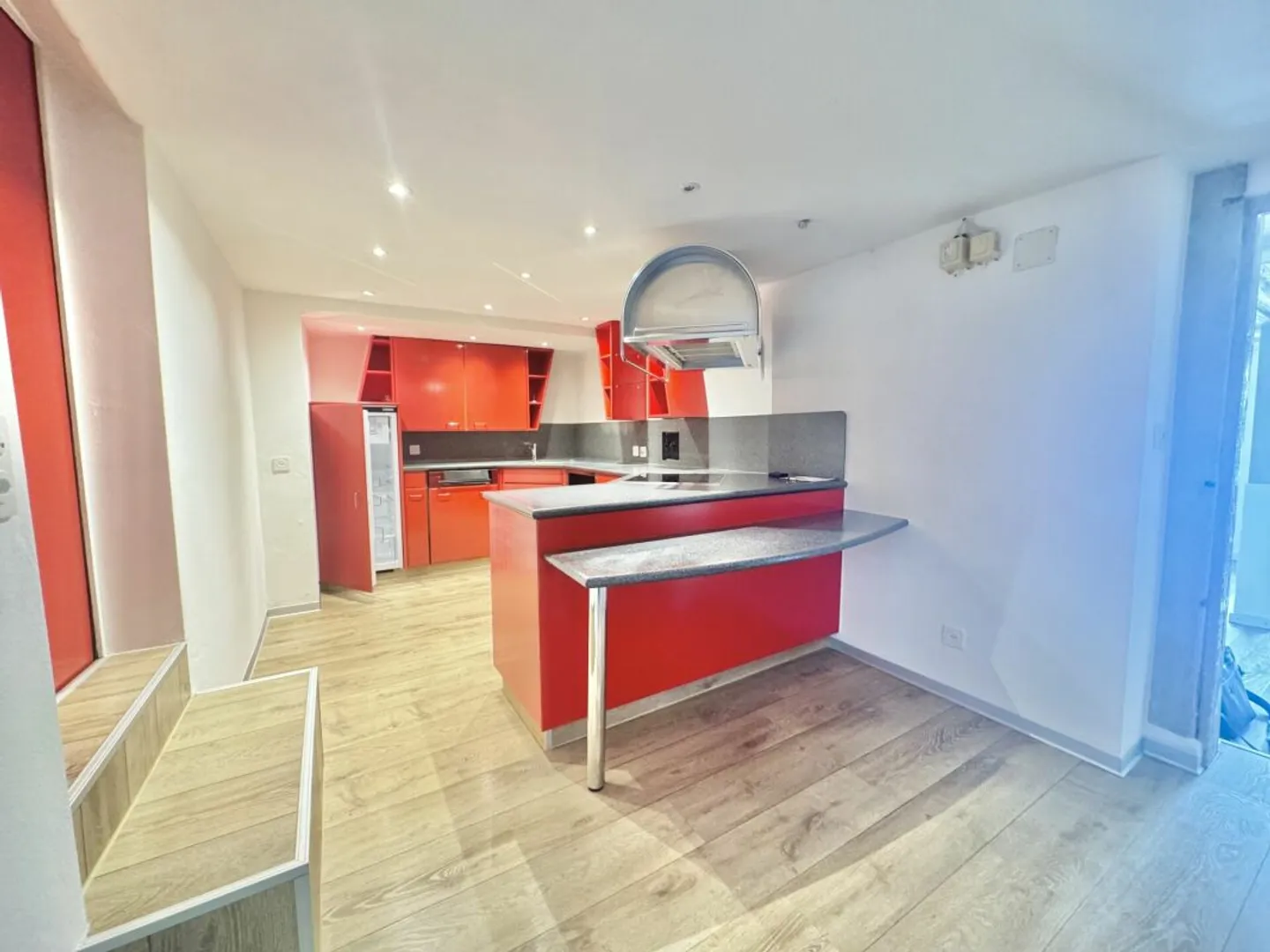 Exclusive Residential Idyl: Charming Farmhouse on Southern Slope with Great Potential in Oensingen - Photo 14 of 25