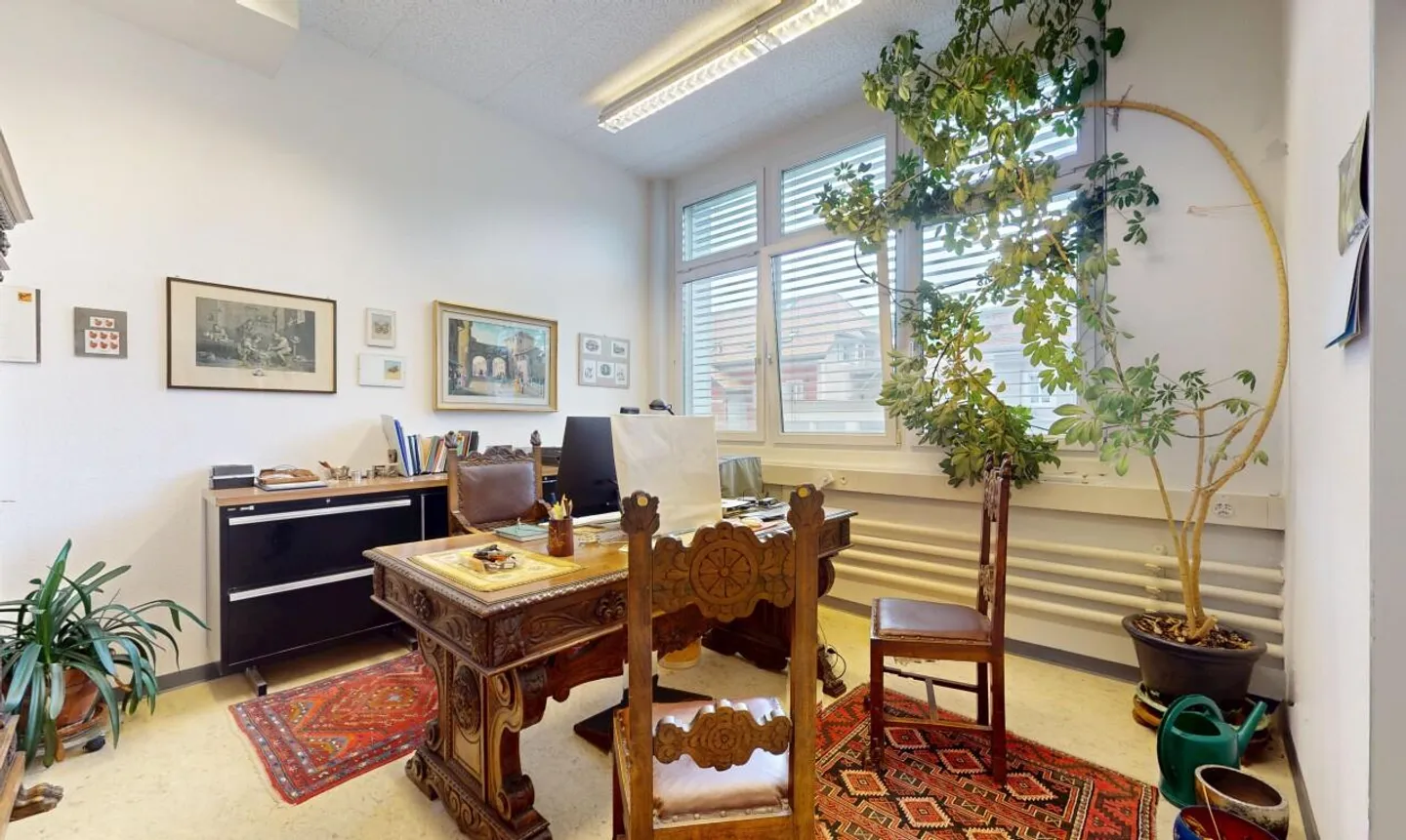 Bright building - good yield and strong potential for development - Photo 5 of 11