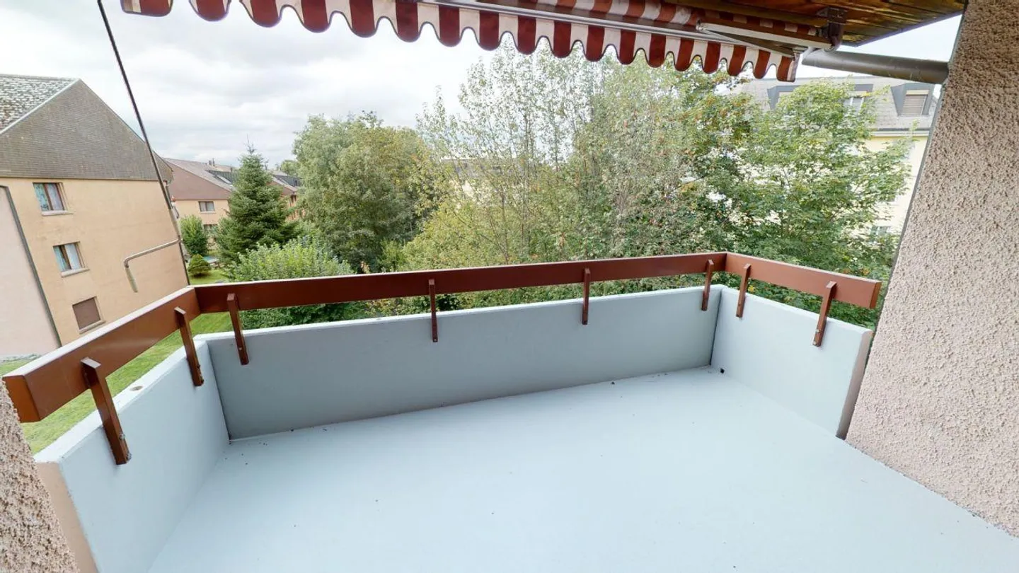 Apartment with a view of the greenery - Photo 9 of 12