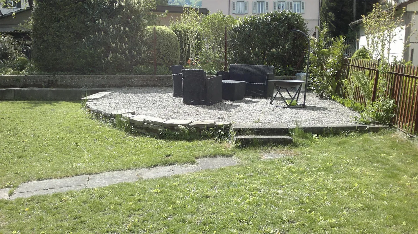 huge stately 3½-room city apartment with 2 balconies and garden - Photo 1 of 10