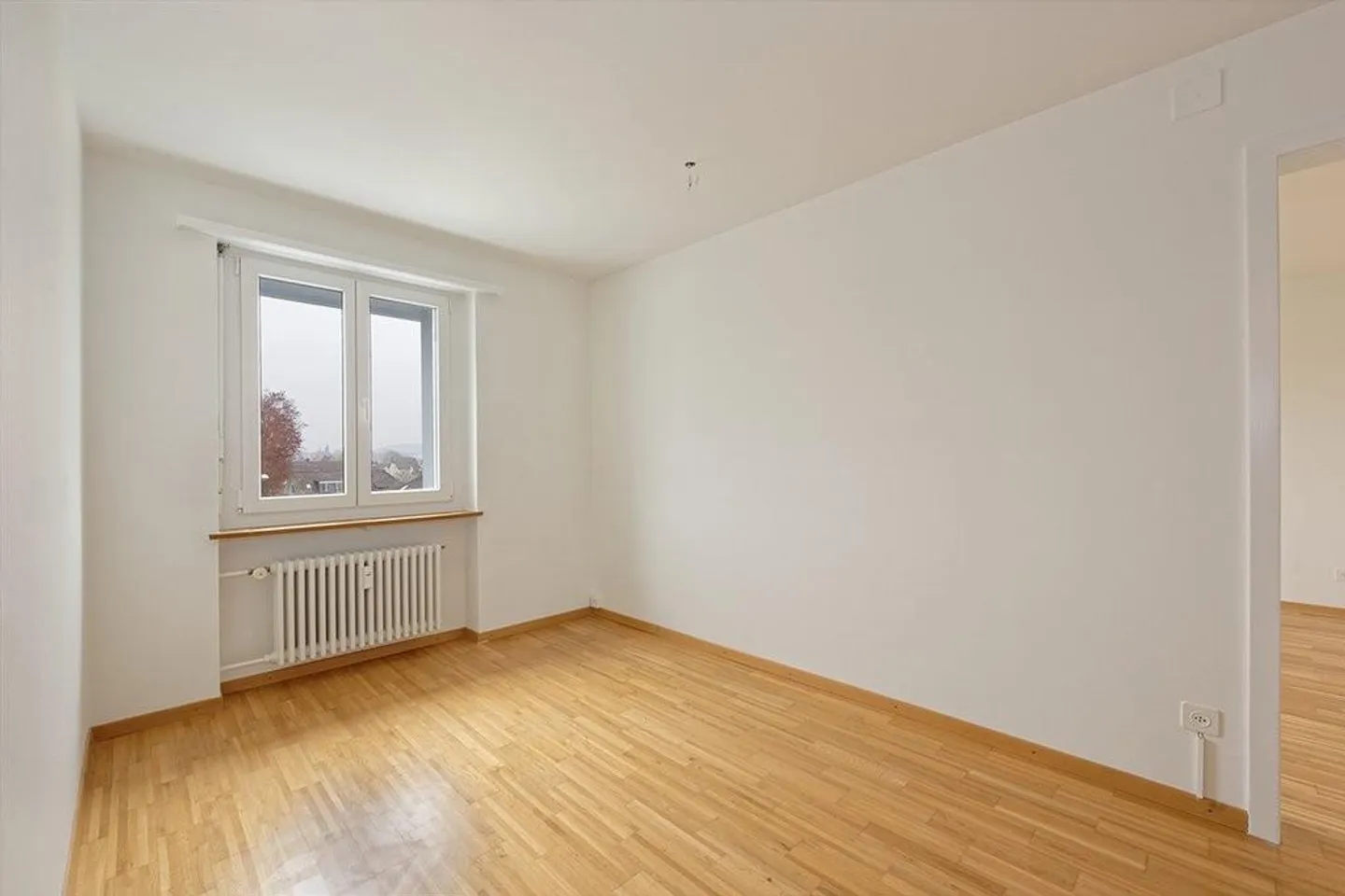 3.5 Room Apartment - Photo 4 of 9