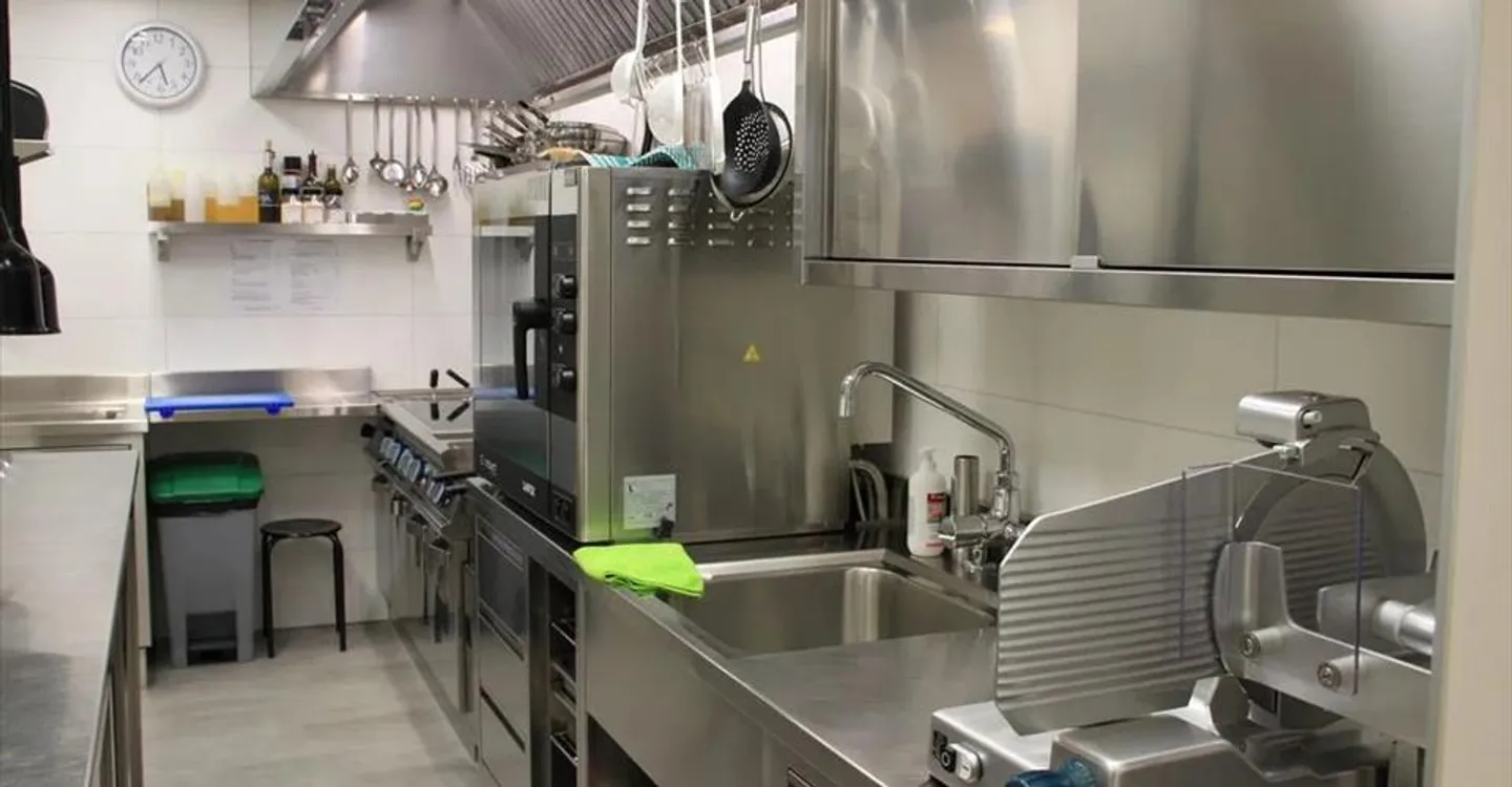 Shop for rent - Photo 5 of 7