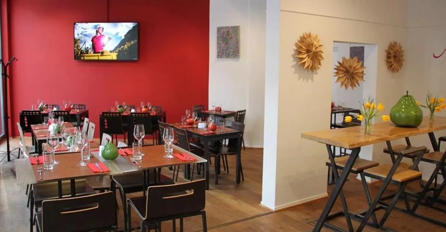 Shop for rent - Photo 6 of 7