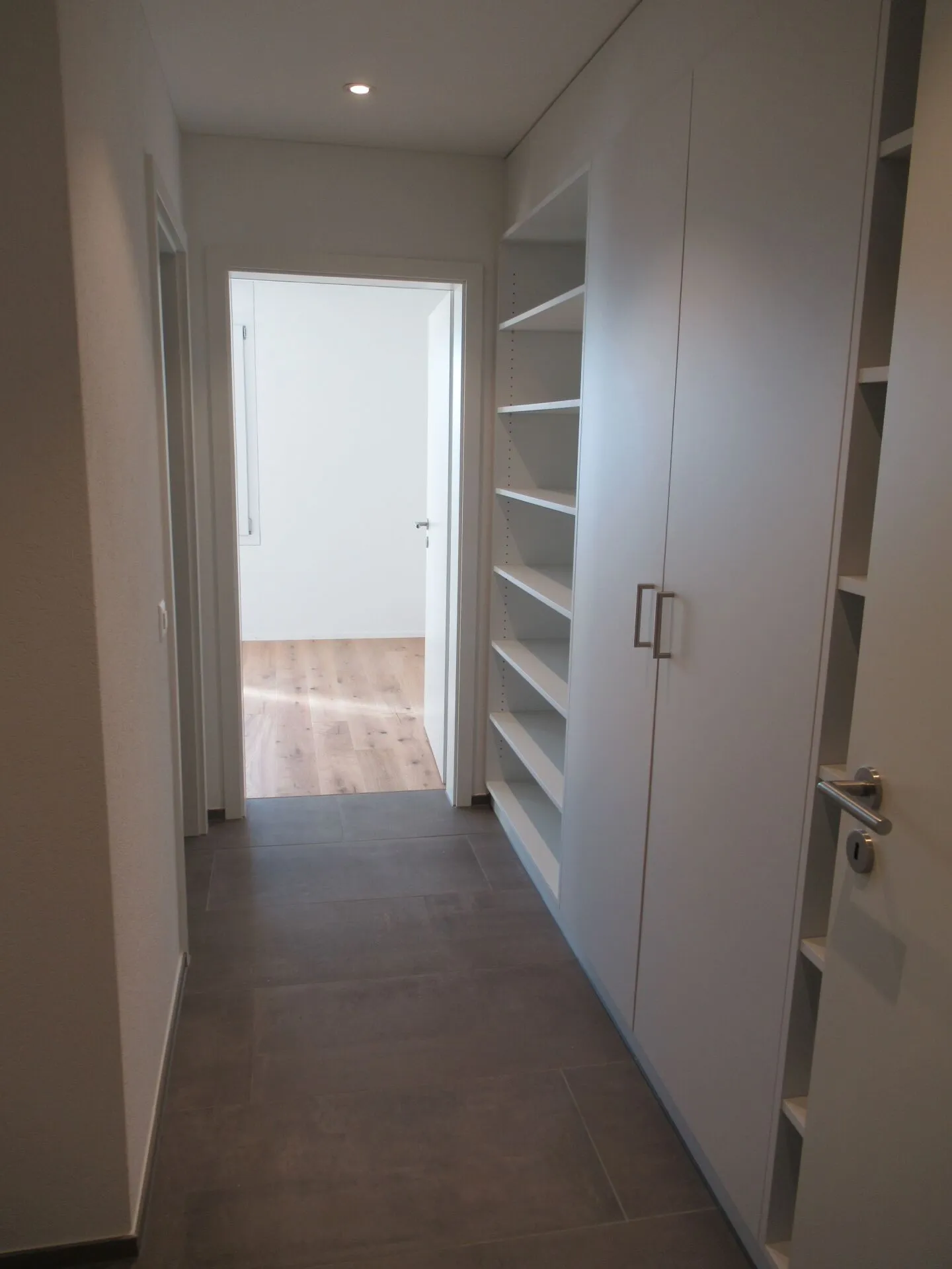 Ampio appartamento mansardato di 4,5 locali nel centro di Schötz - Foto 10 di 12