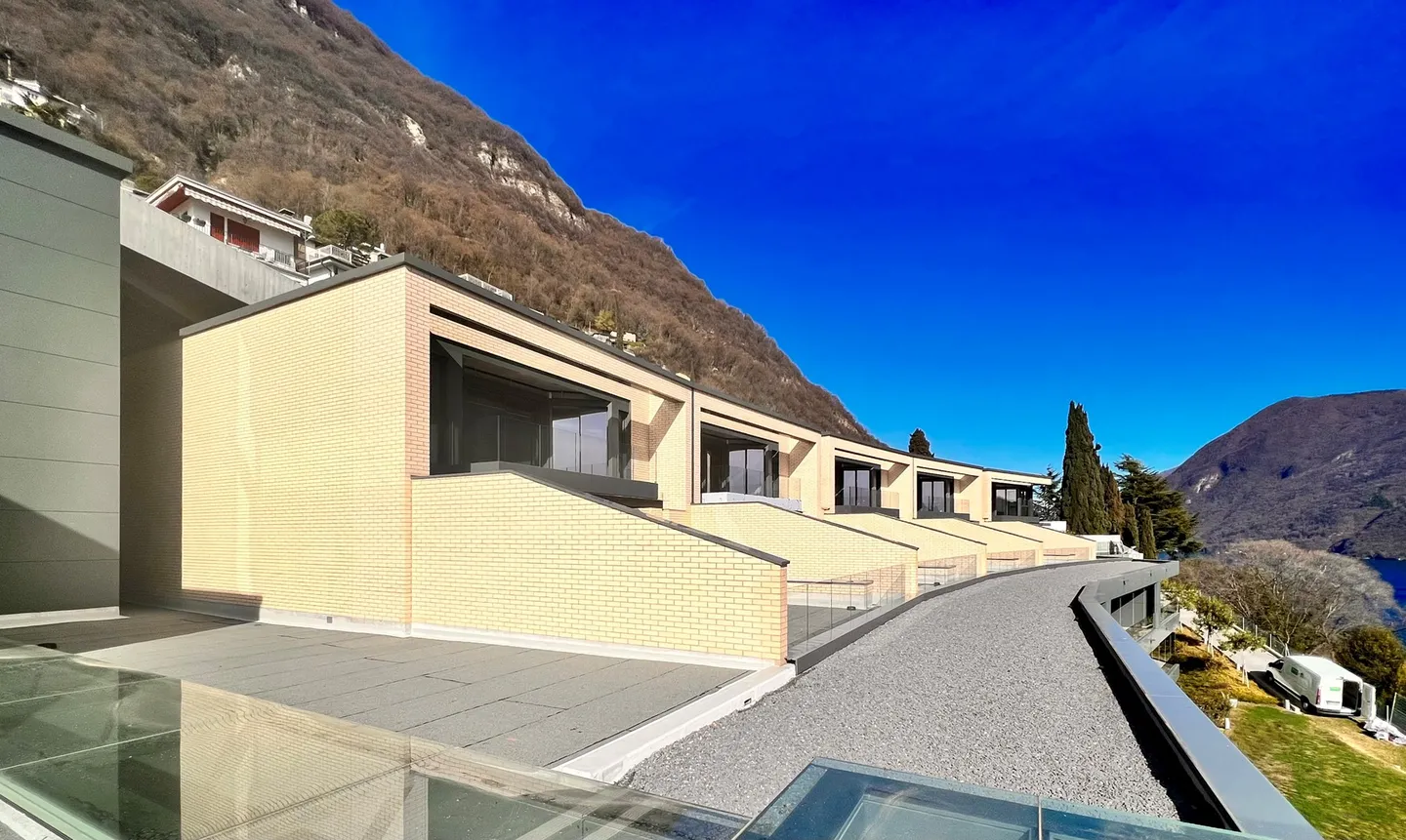 Villa de Luxe avec Vue Lac - Photo 3 sur 34