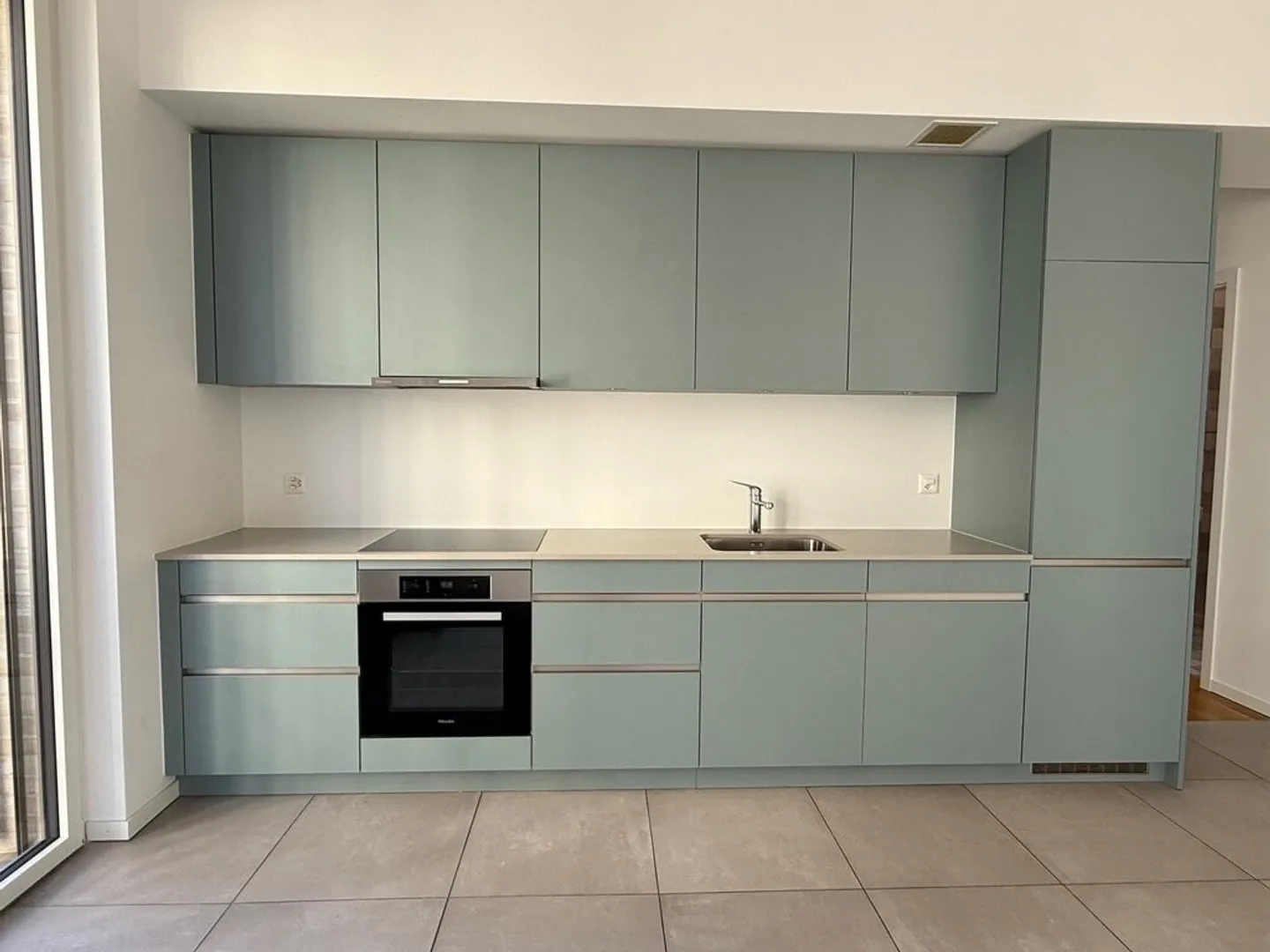 Magnifico appartamento di 4,5 stanze con un grande balcone - Foto 3 di 10