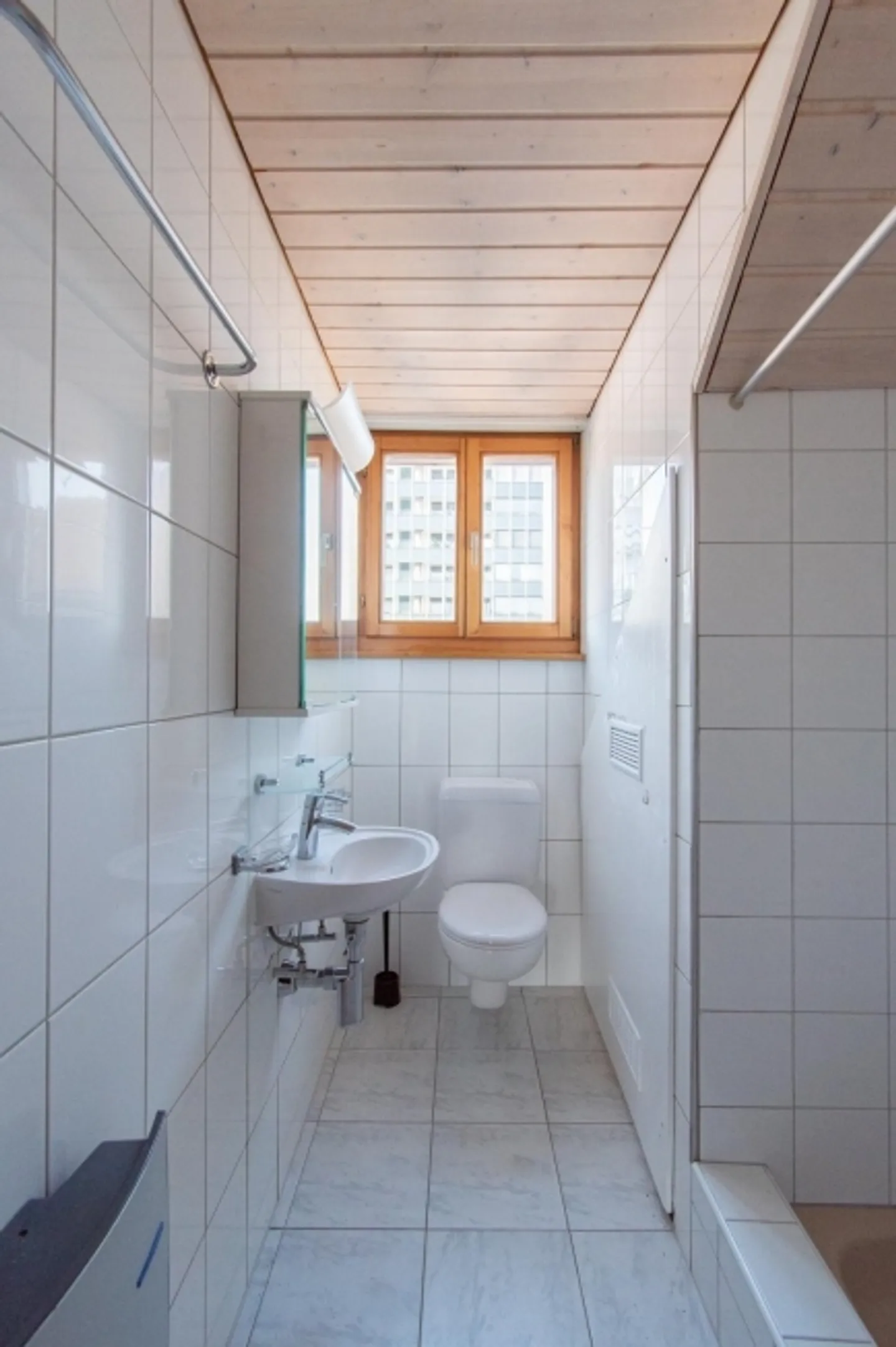 Appartement confortable de 3,5 pièces dans un emplacement central - Photo 7 sur 13