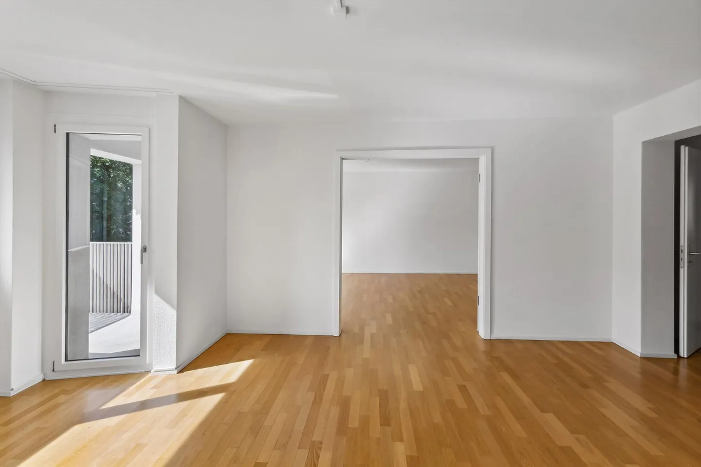 Modern Apartment in Seefeld - Photo 9 of 10