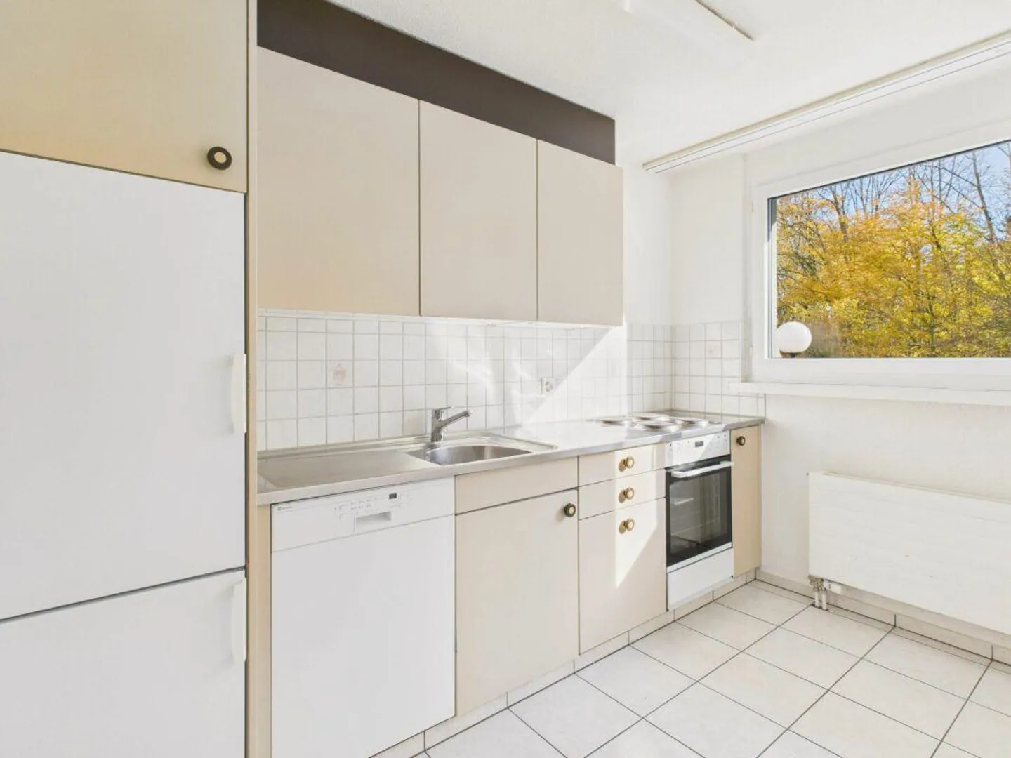 Familienwohnung mit Gartensitzplatz - helle 4-Zimmerwohnung zu vermieten! - Photo 3 sur 10