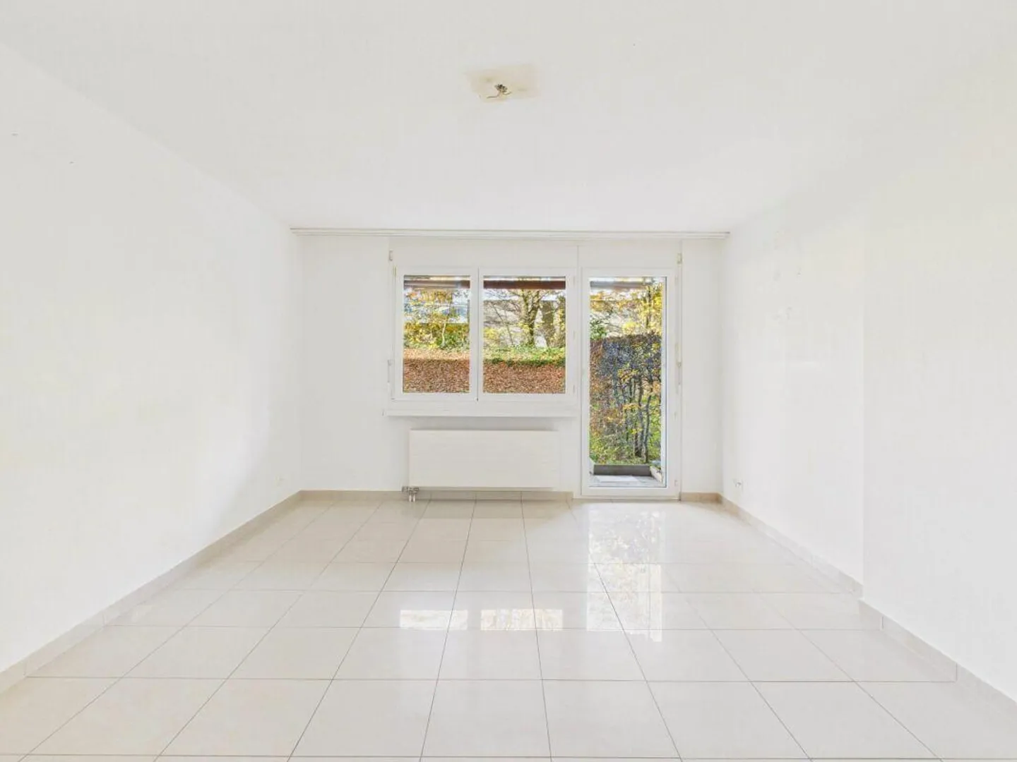 Familienwohnung mit Gartensitzplatz - helle 4-Zimmerwohnung zu vermieten! - Photo 4 sur 10