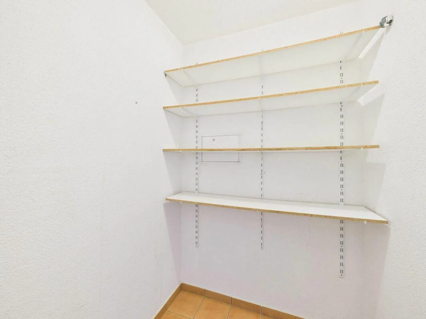 Familienwohnung mit Gartensitzplatz - helle 4-Zimmerwohnung zu vermieten! - Photo 9 sur 10